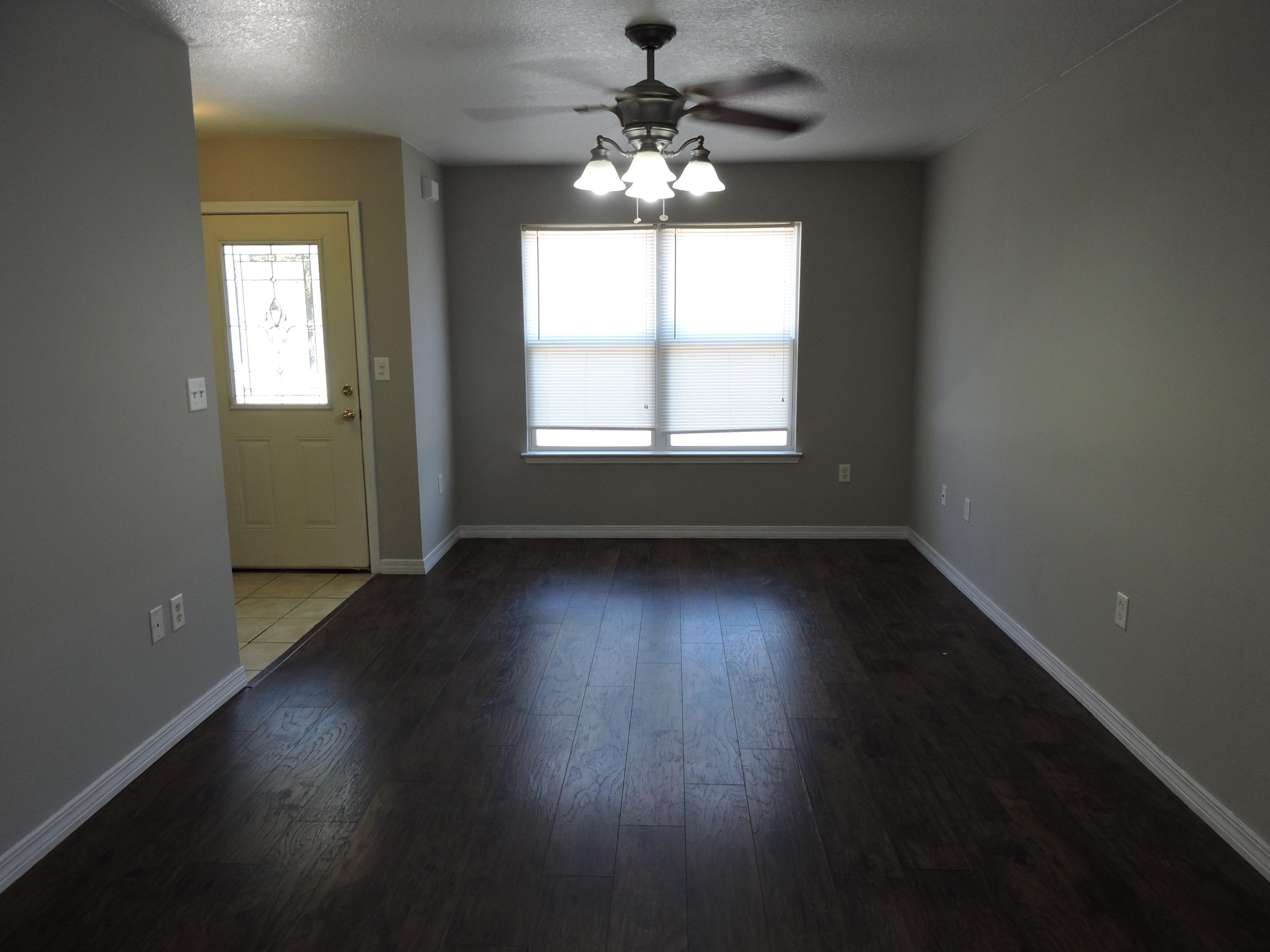 MORRIS ADDN TO CRESTVIEW - Residential Lease