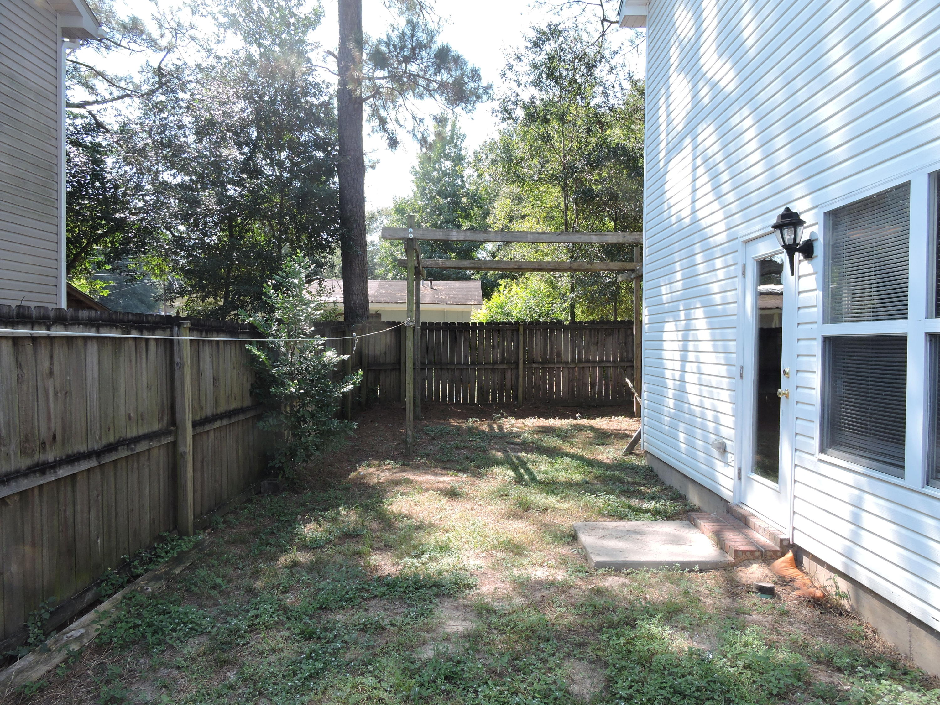 MORRIS ADDN TO CRESTVIEW - Residential Lease