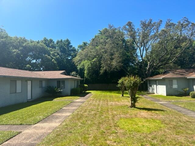 SUNSET STRIP - Residential Lease