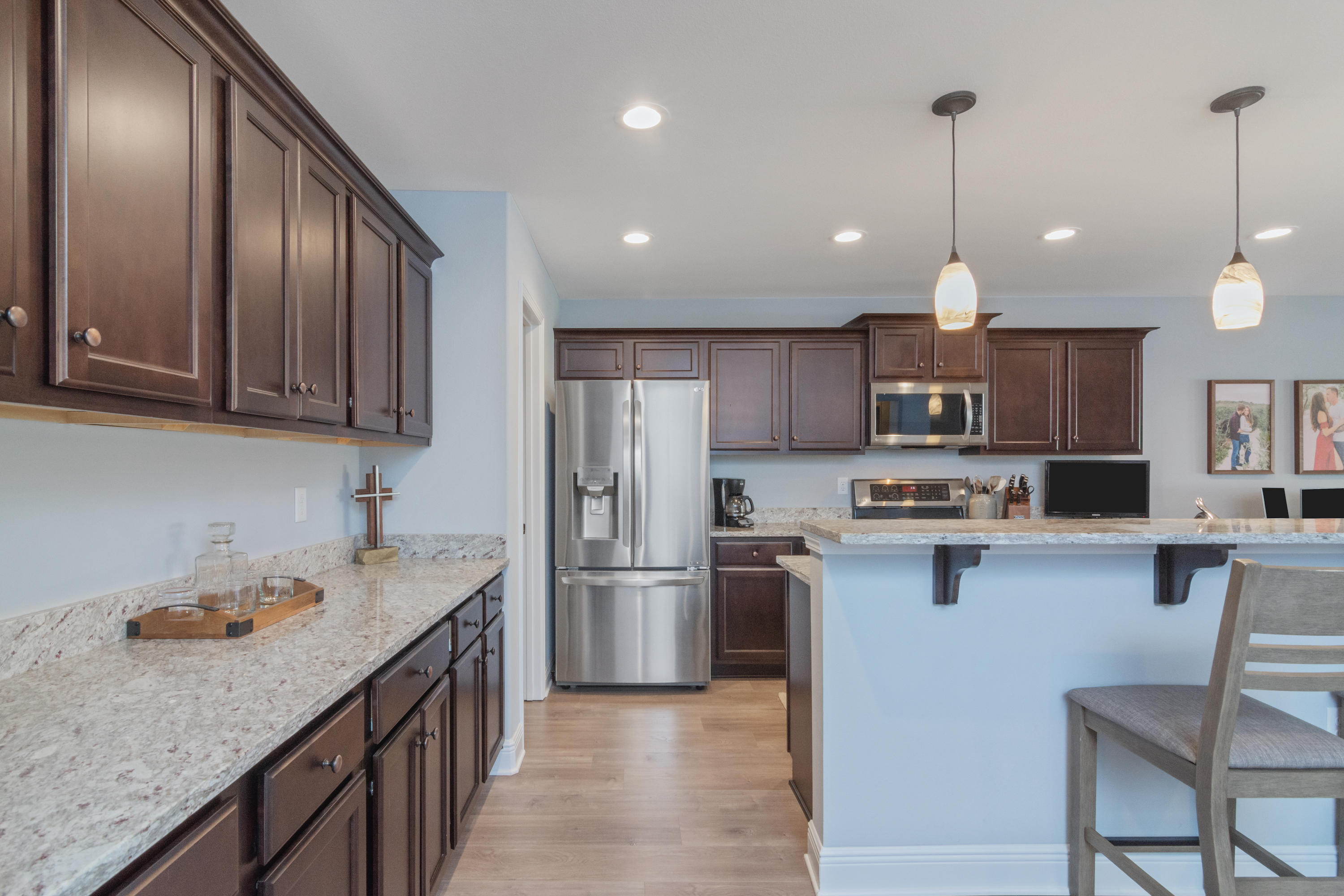 CORNERSTONE - Residential