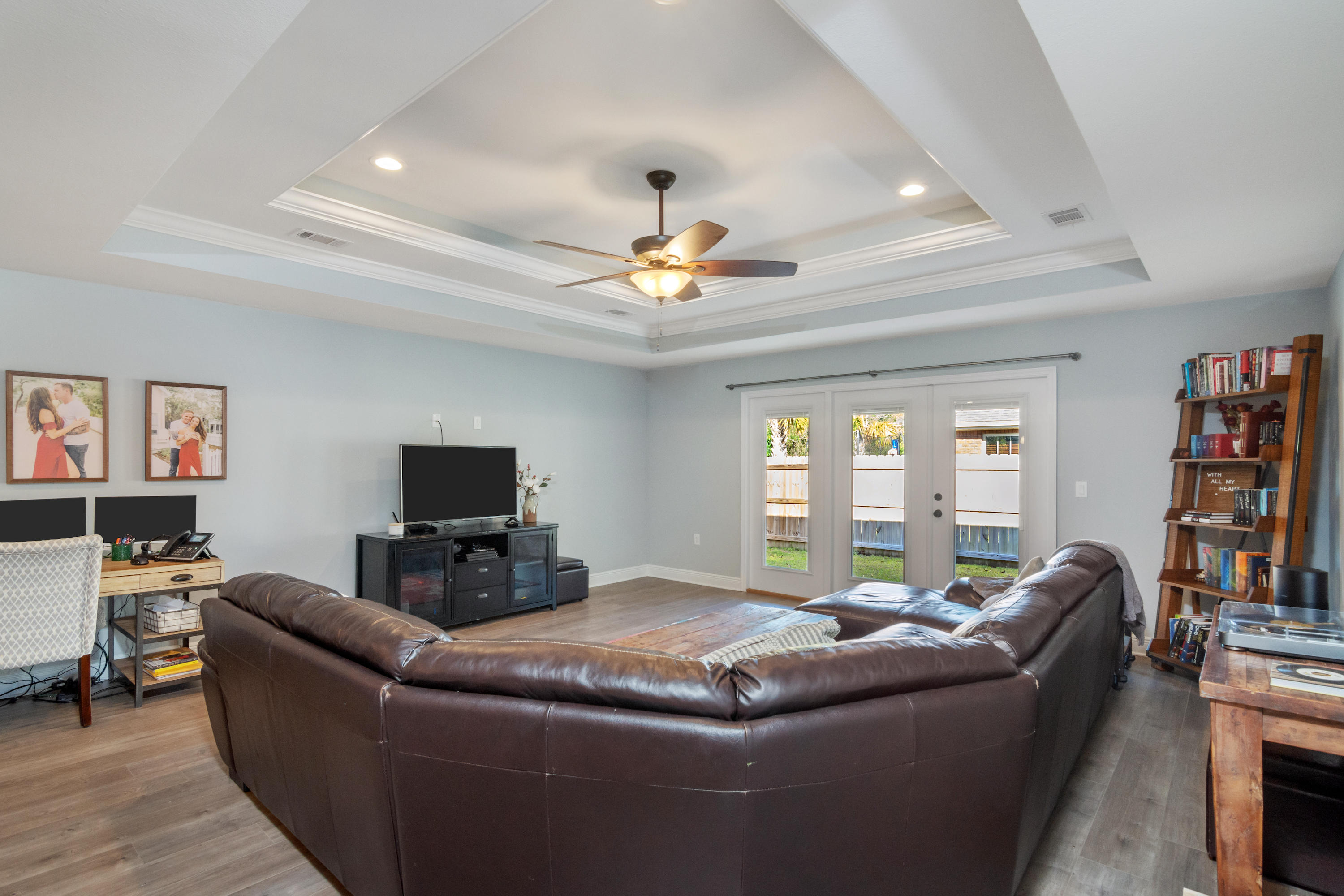CORNERSTONE - Residential
