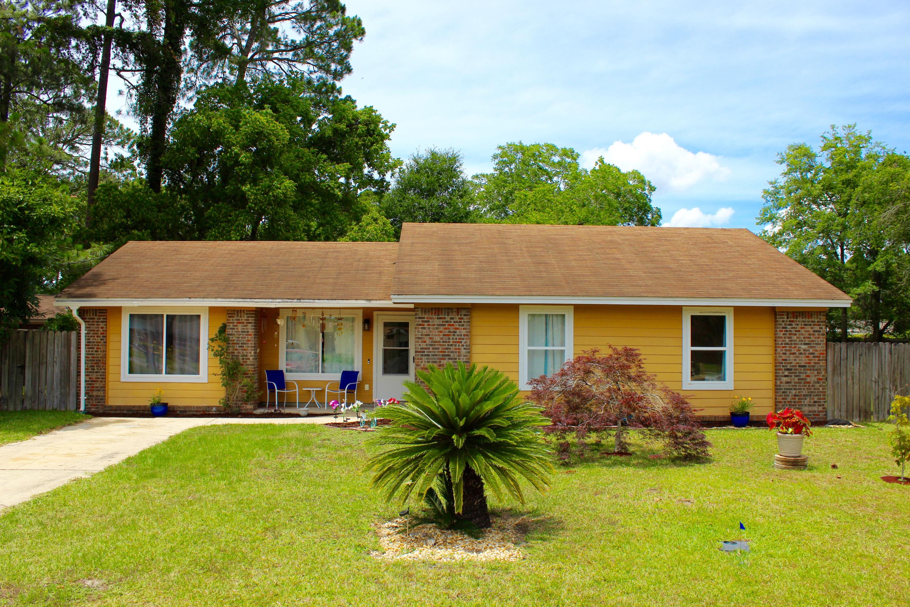 Location location location. Easy access from the center of Fort Walton Beach. Close to both Eglin and Hulburt. Well maintained 4 bedroom home. Stainless steel appliances. Large lot in cul de sac. Fenced in back yard with a detached garage/workshop. Granite in kitchen and bathrooms. Large indoor utility room. Plenty of storage, closets/pantry/utility room/workshop.