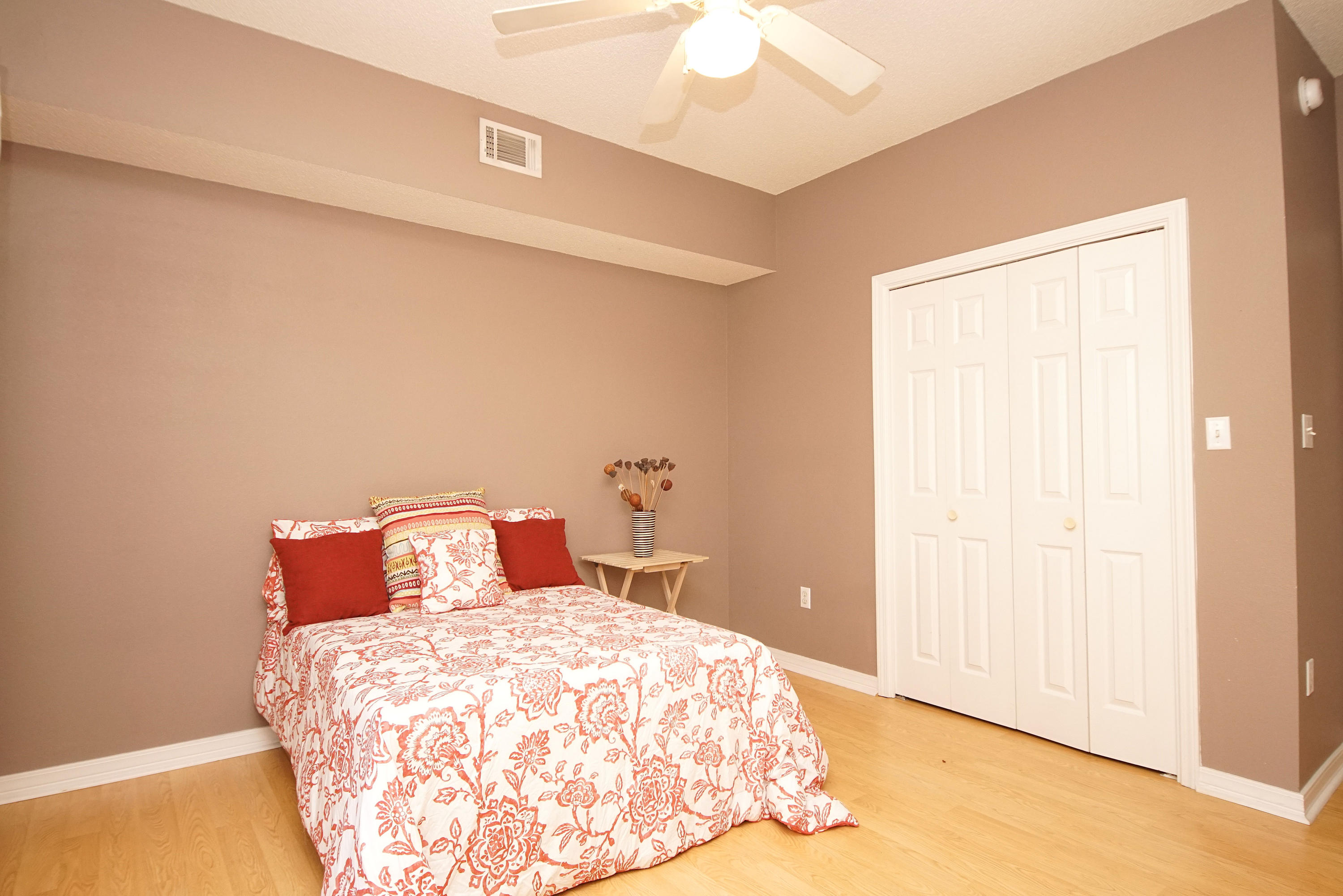 THE OAKS AT NICEVILLE - Residential