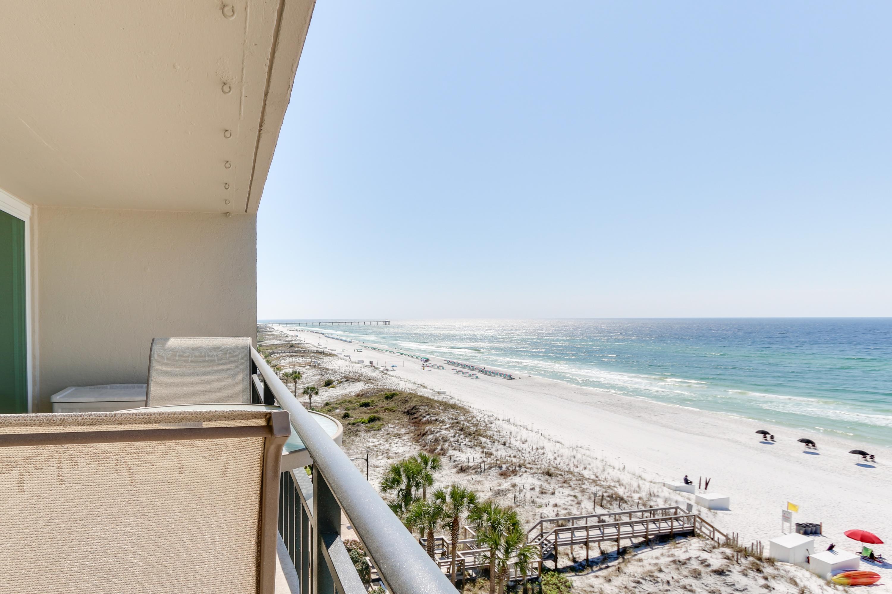 BREAKERS OF FWB PH 1 - Residential