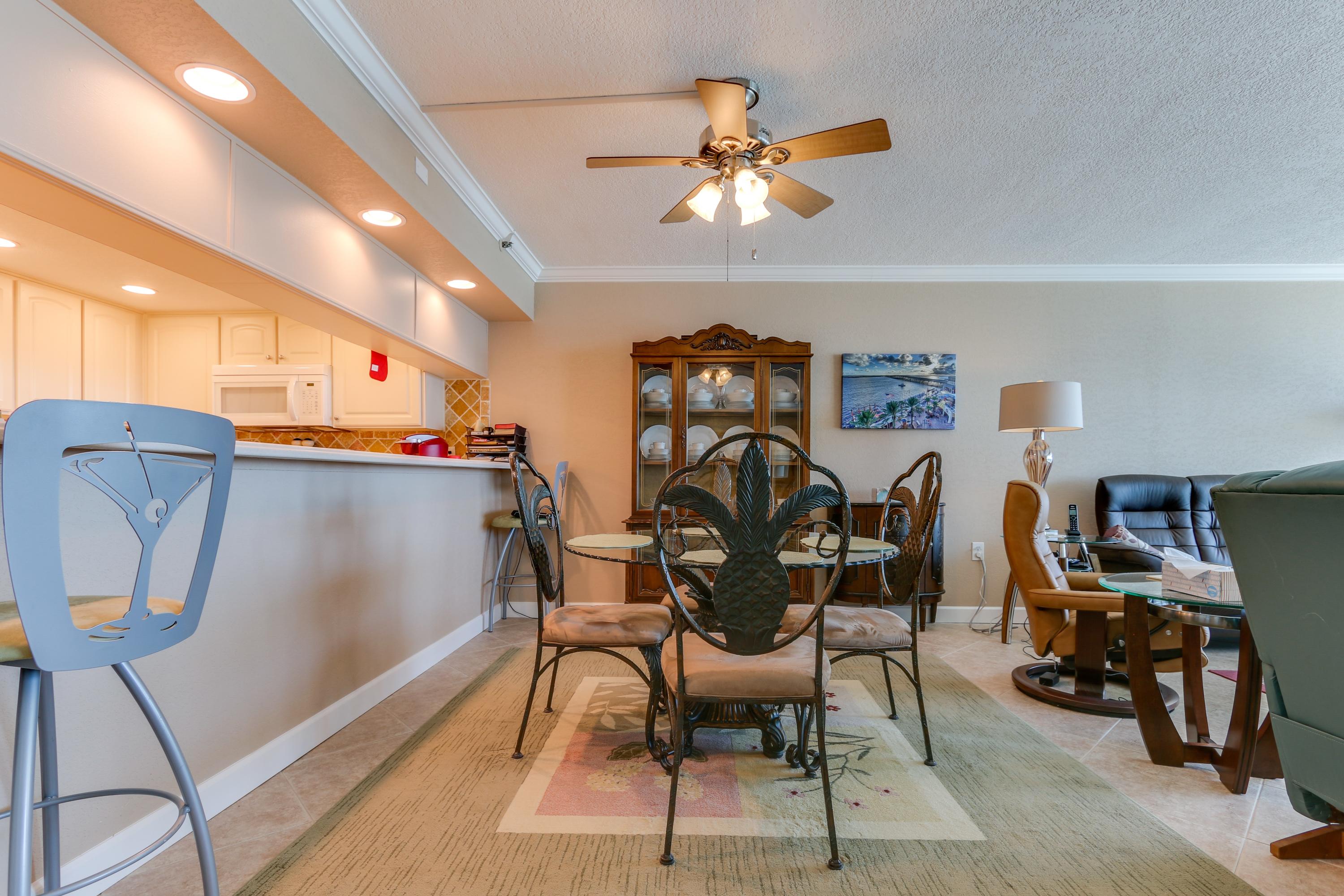 BREAKERS OF FWB PH 1 - Residential
