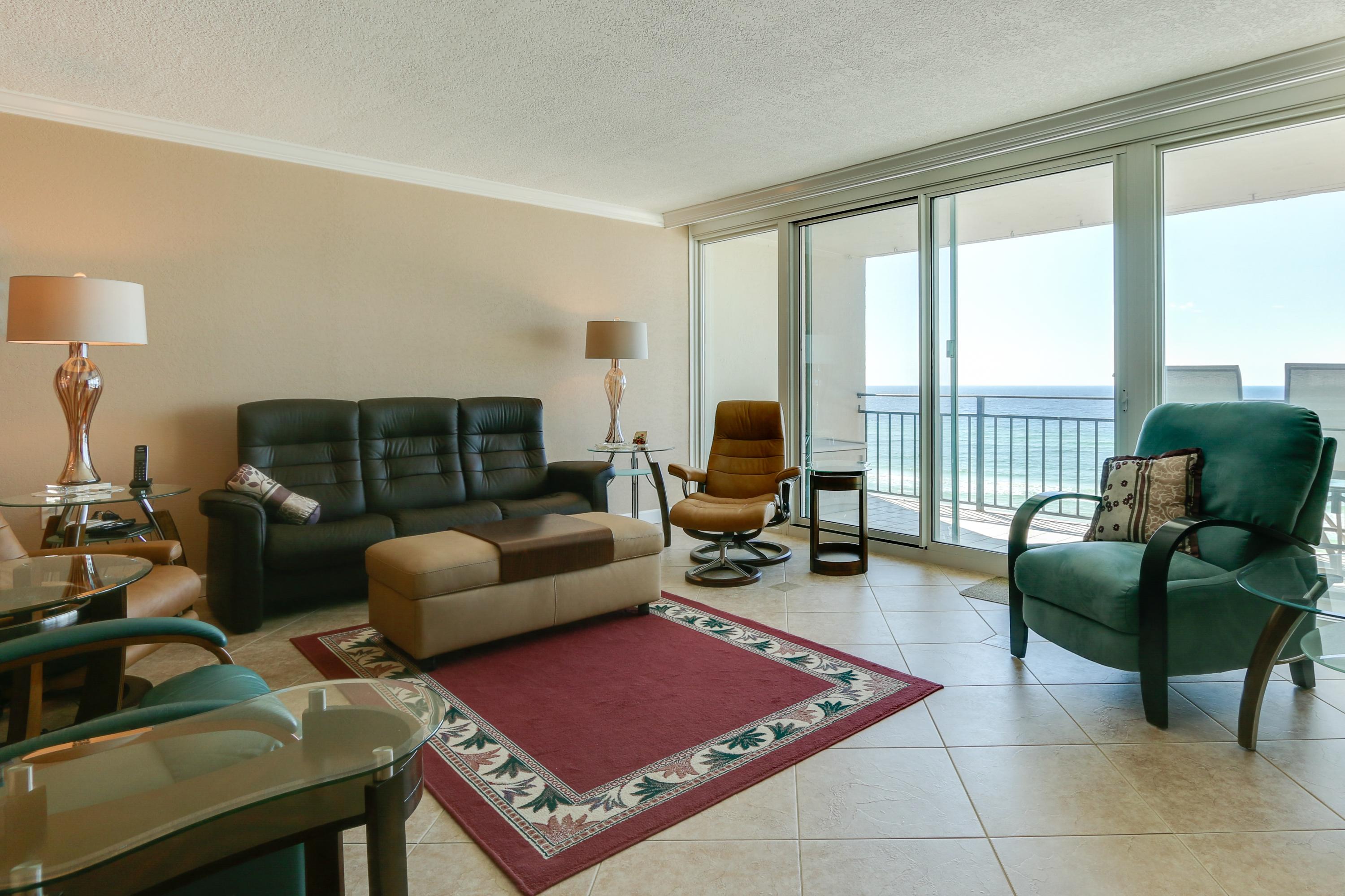 BREAKERS OF FWB PH 1 - Residential
