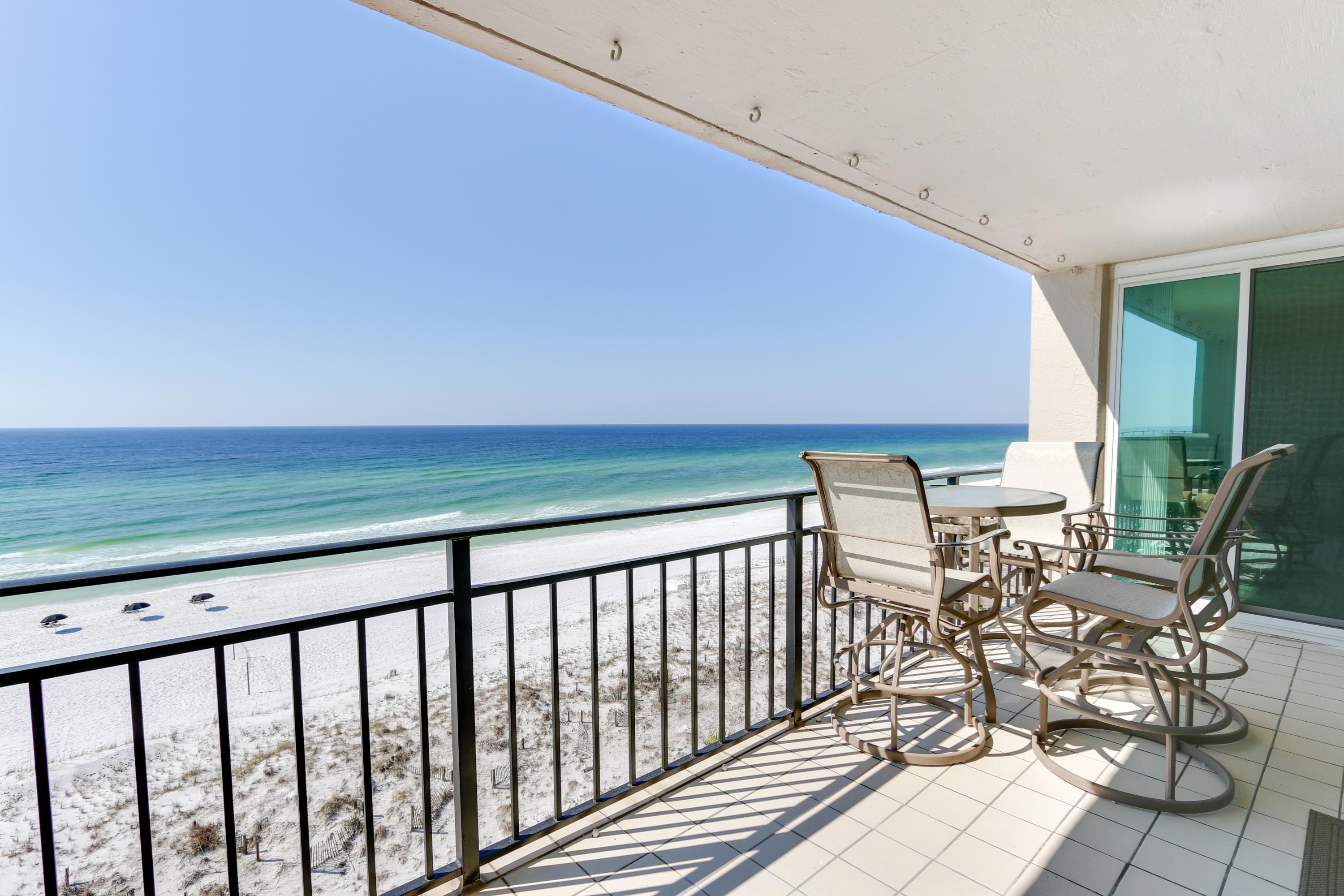BREAKERS OF FWB PH 1 - Residential