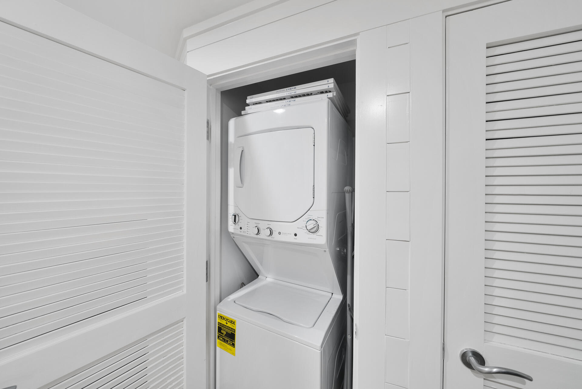 BAHIA CONDO - Residential