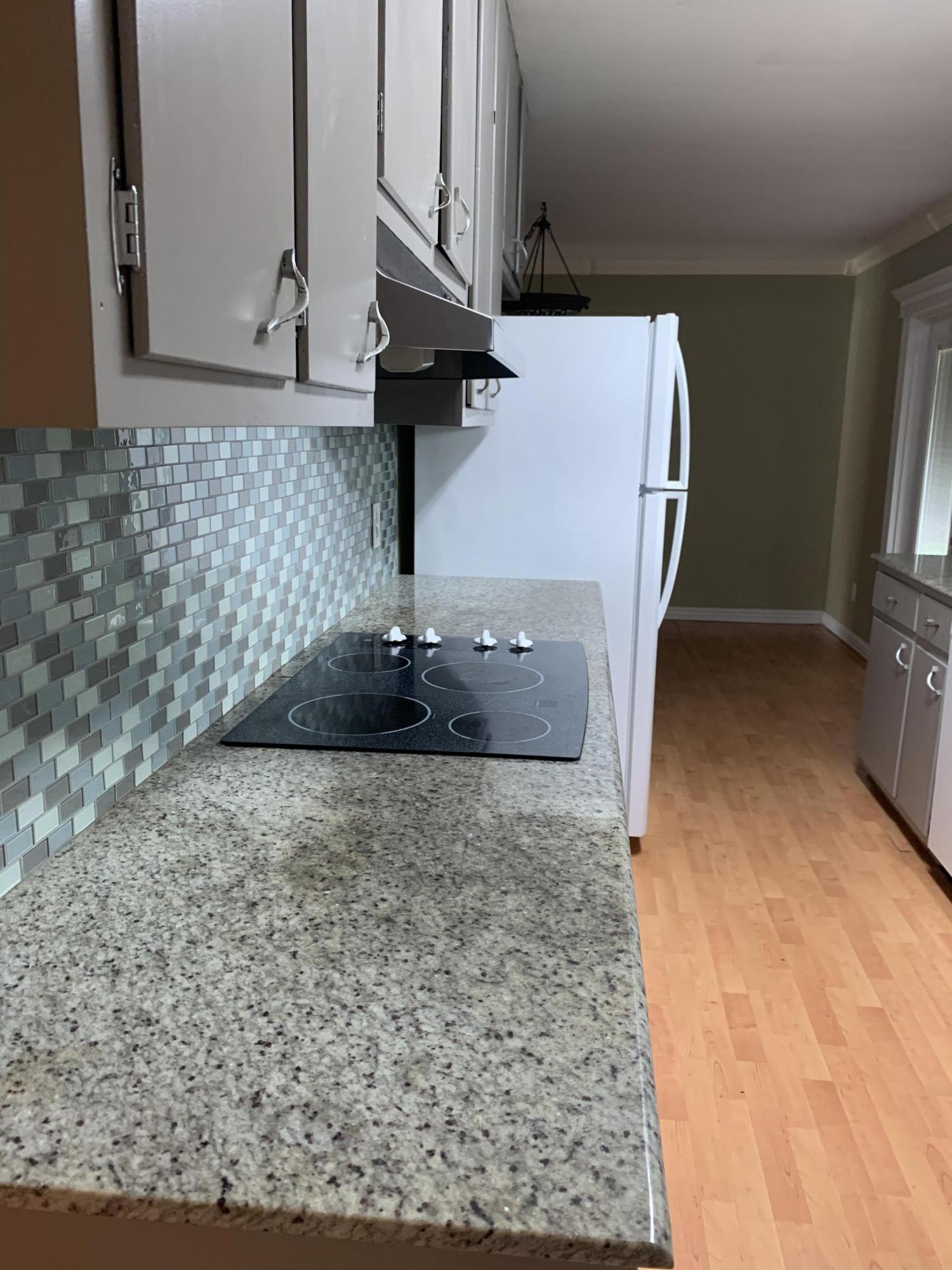 BAYSHORE PARK UNIT 3 - Residential Lease