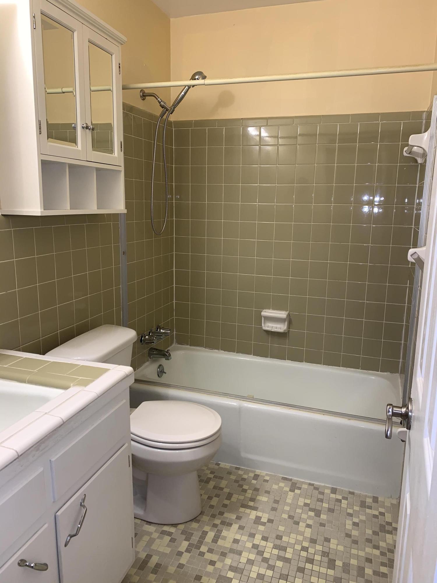 BAYSHORE PARK UNIT 3 - Residential Lease
