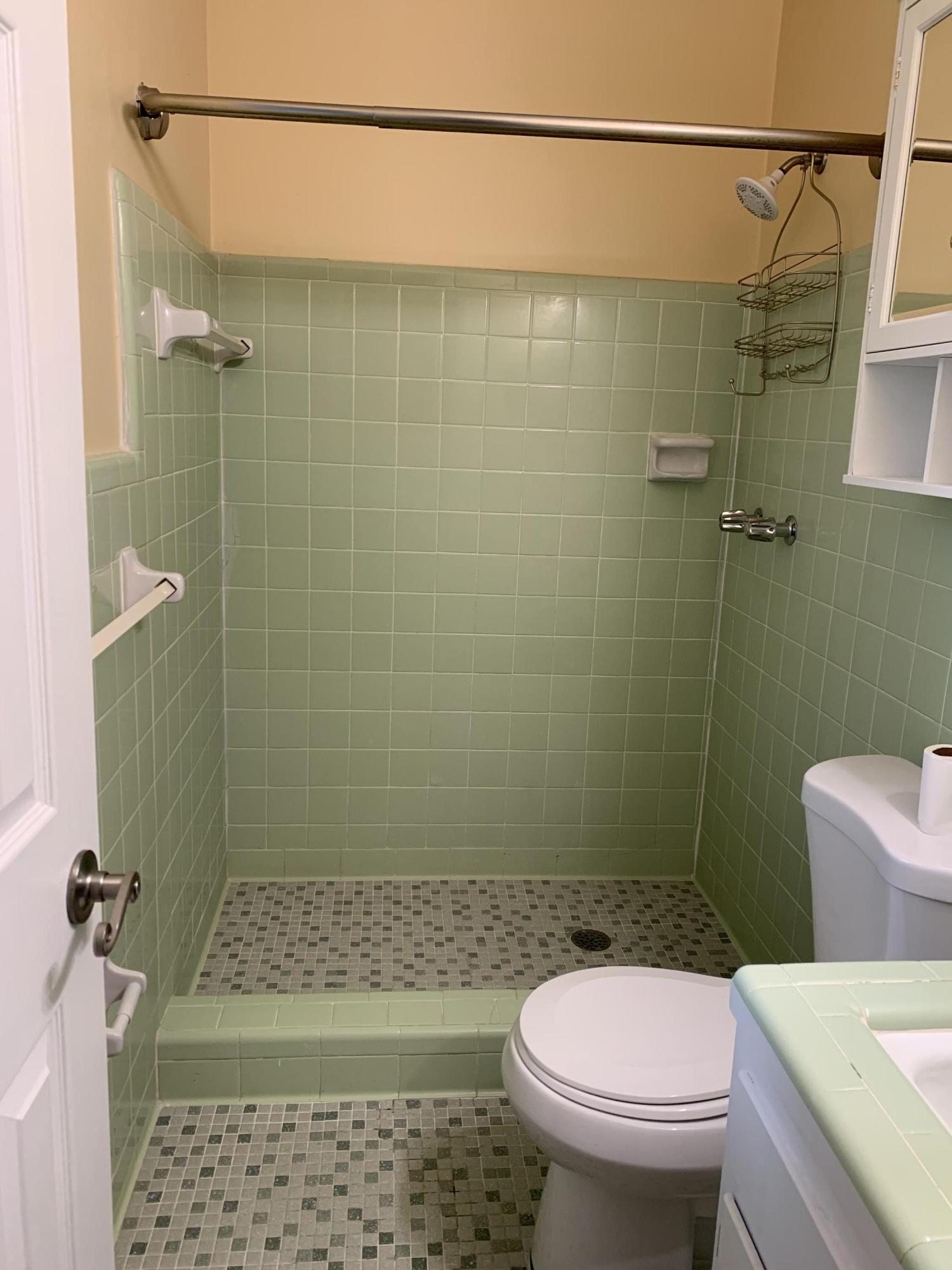 BAYSHORE PARK UNIT 3 - Residential Lease