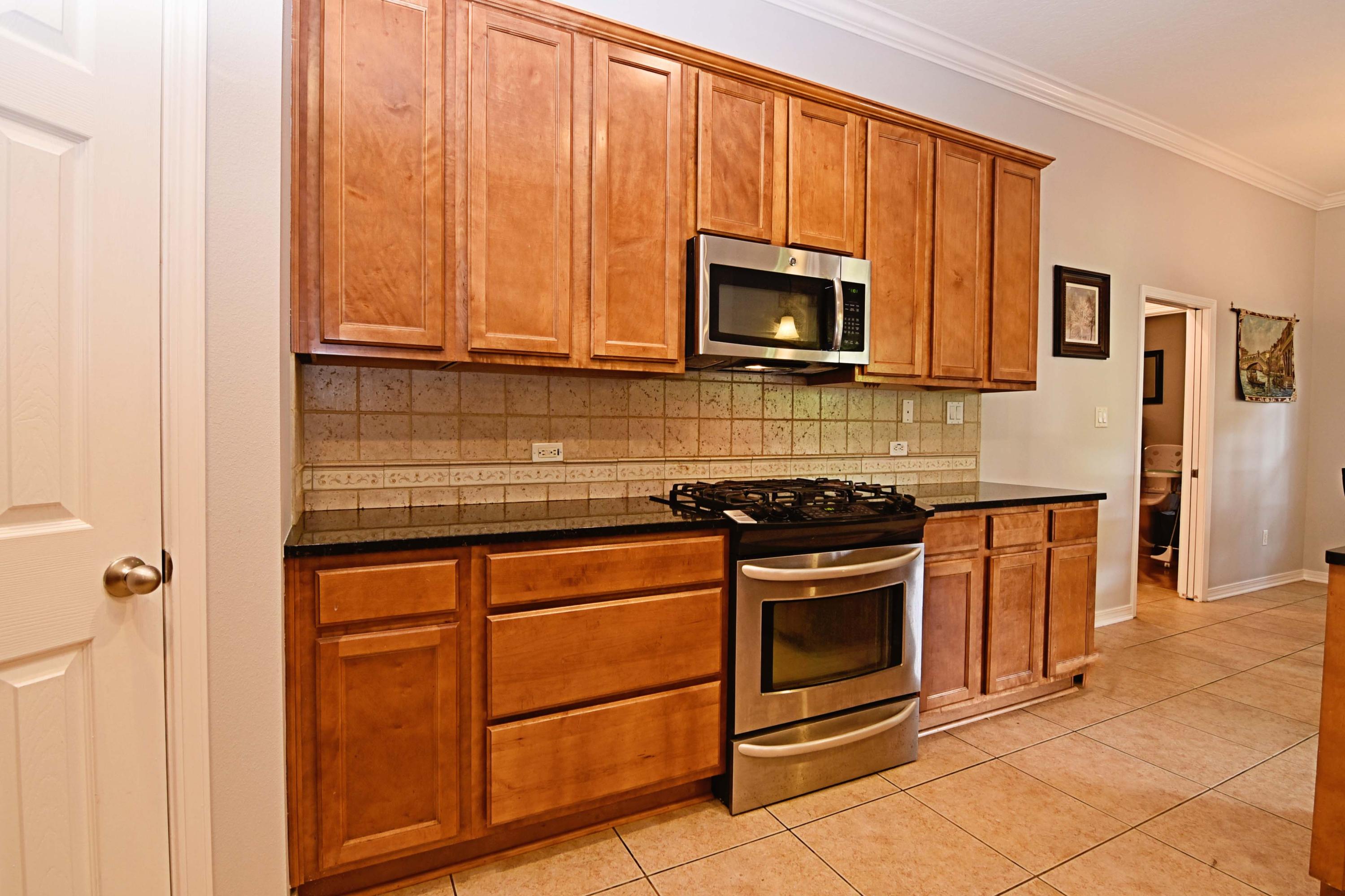 BRIDGEPORT COLONY - Residential