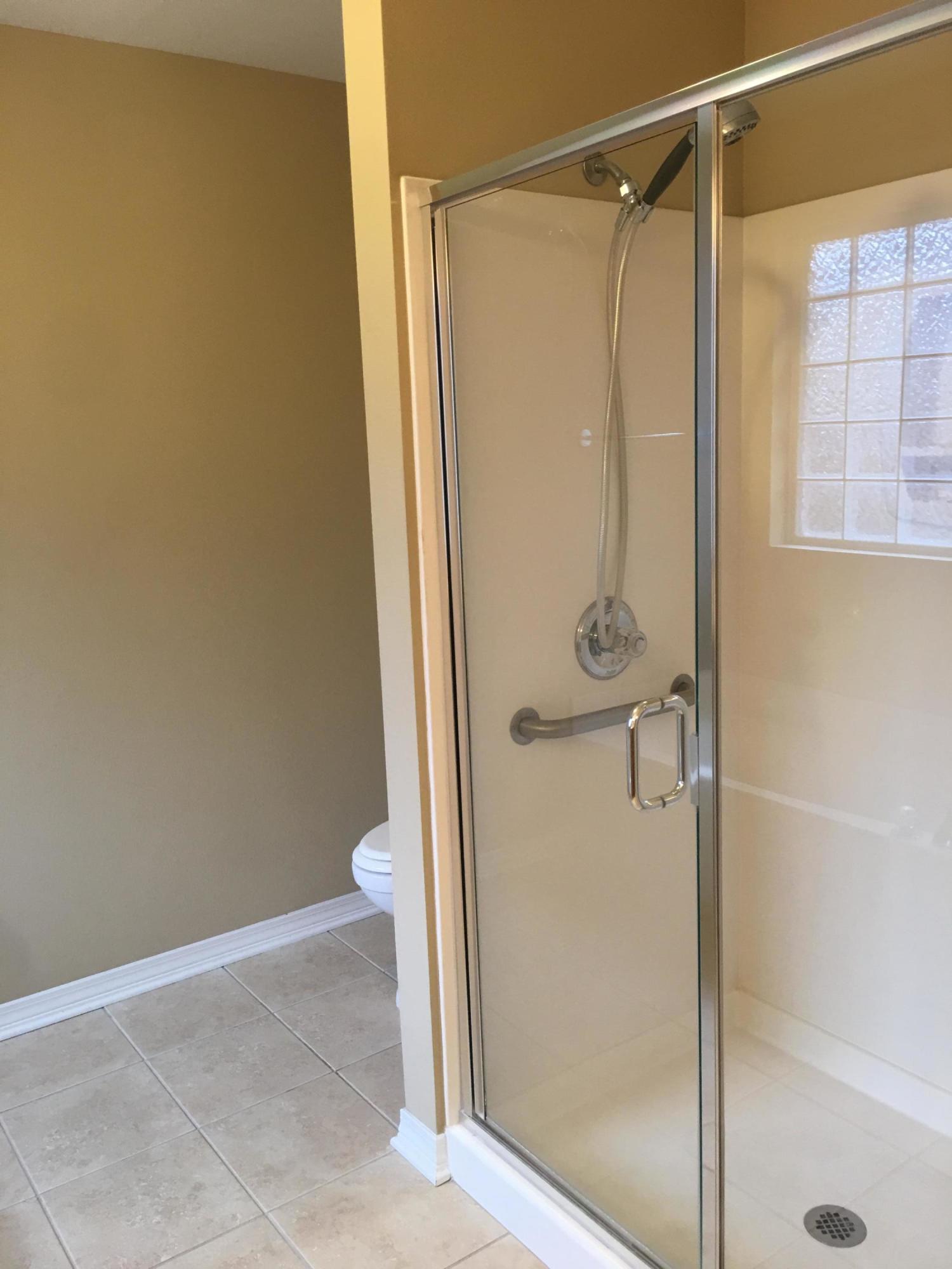 DOROTHY BOWEN ESTATES - Residential Lease