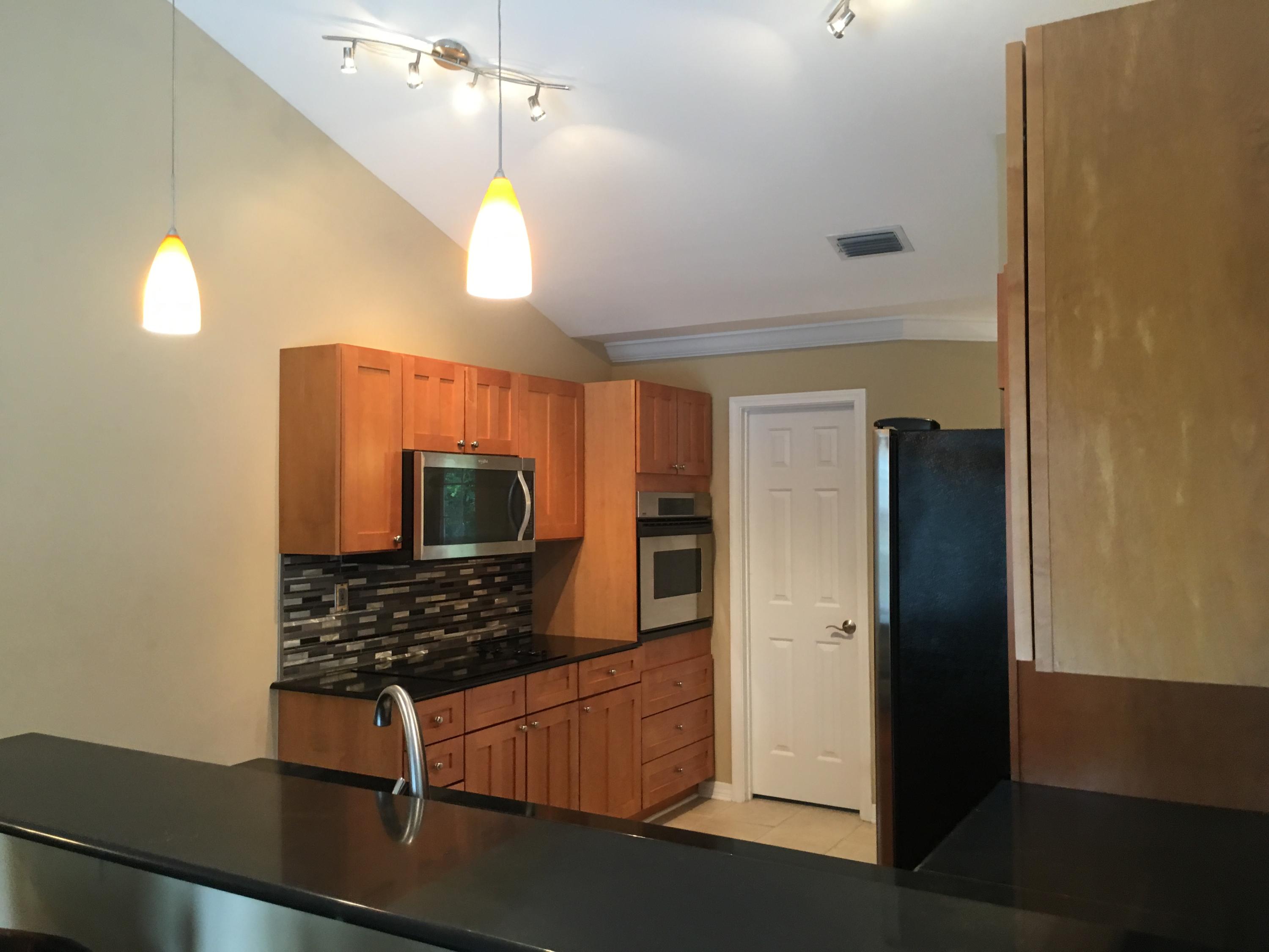 DOROTHY BOWEN ESTATES - Residential Lease
