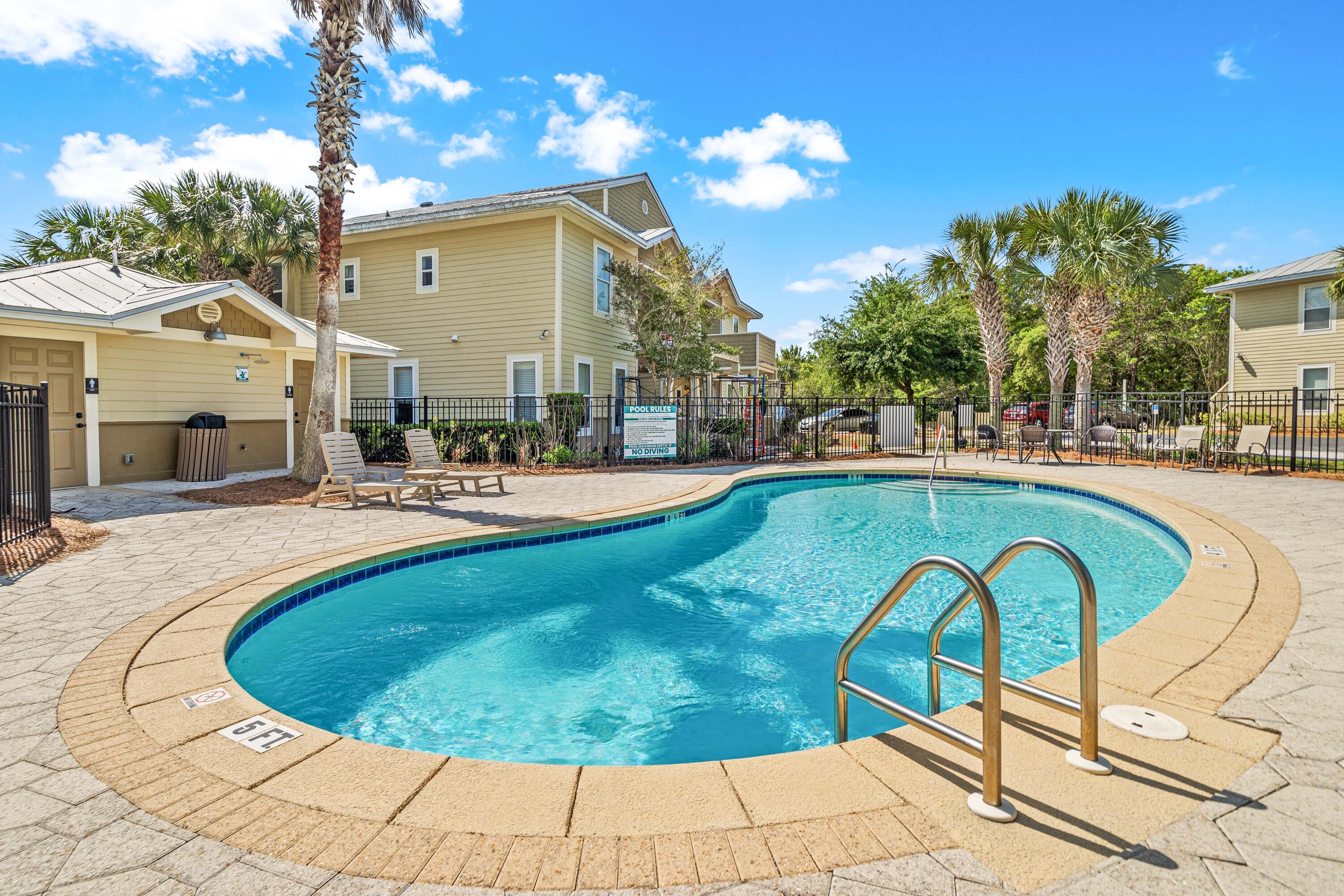 TOPSAIL VILLAGE - Residential