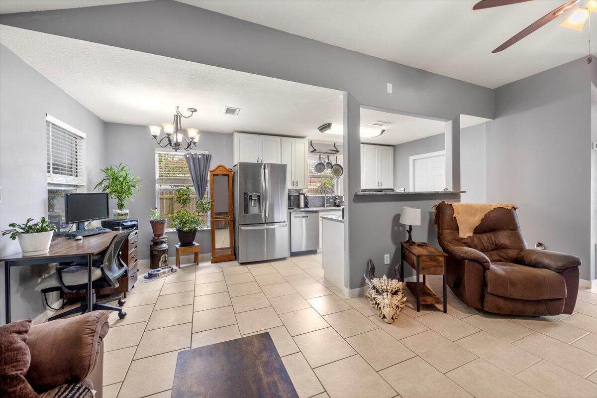 CARDINAL ESTATES - Residential
