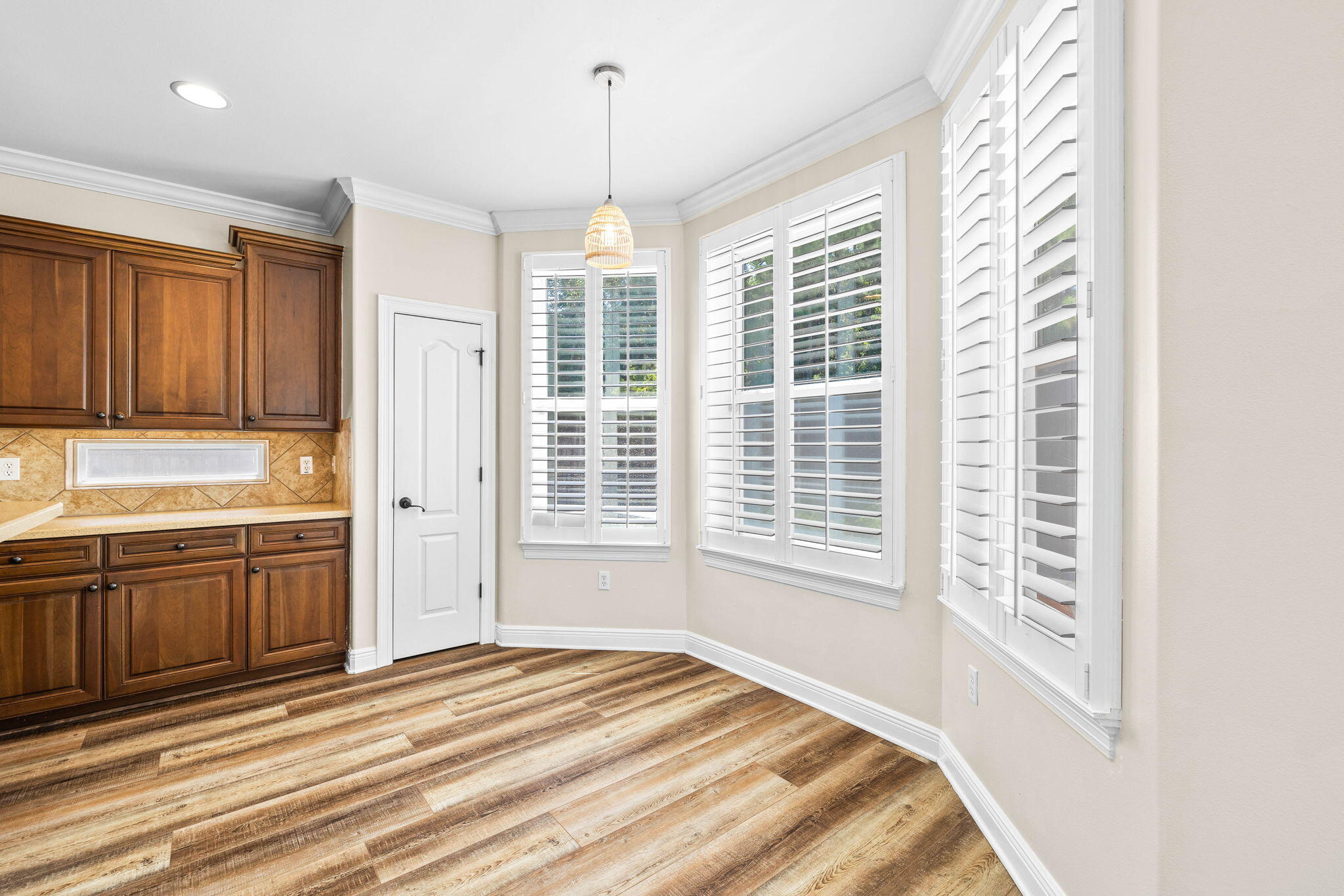 BAYWALK - Residential Lease