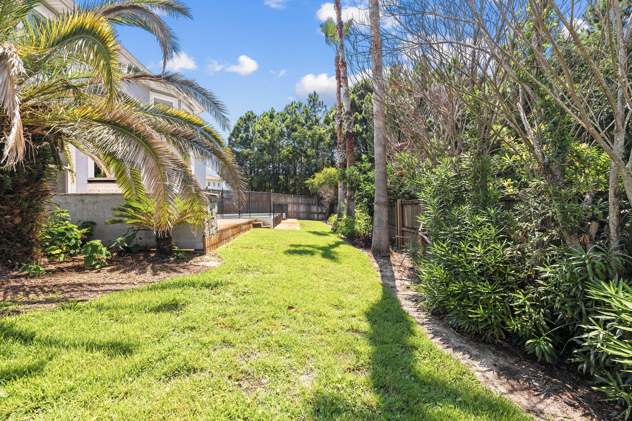 BAYWALK - Residential Lease