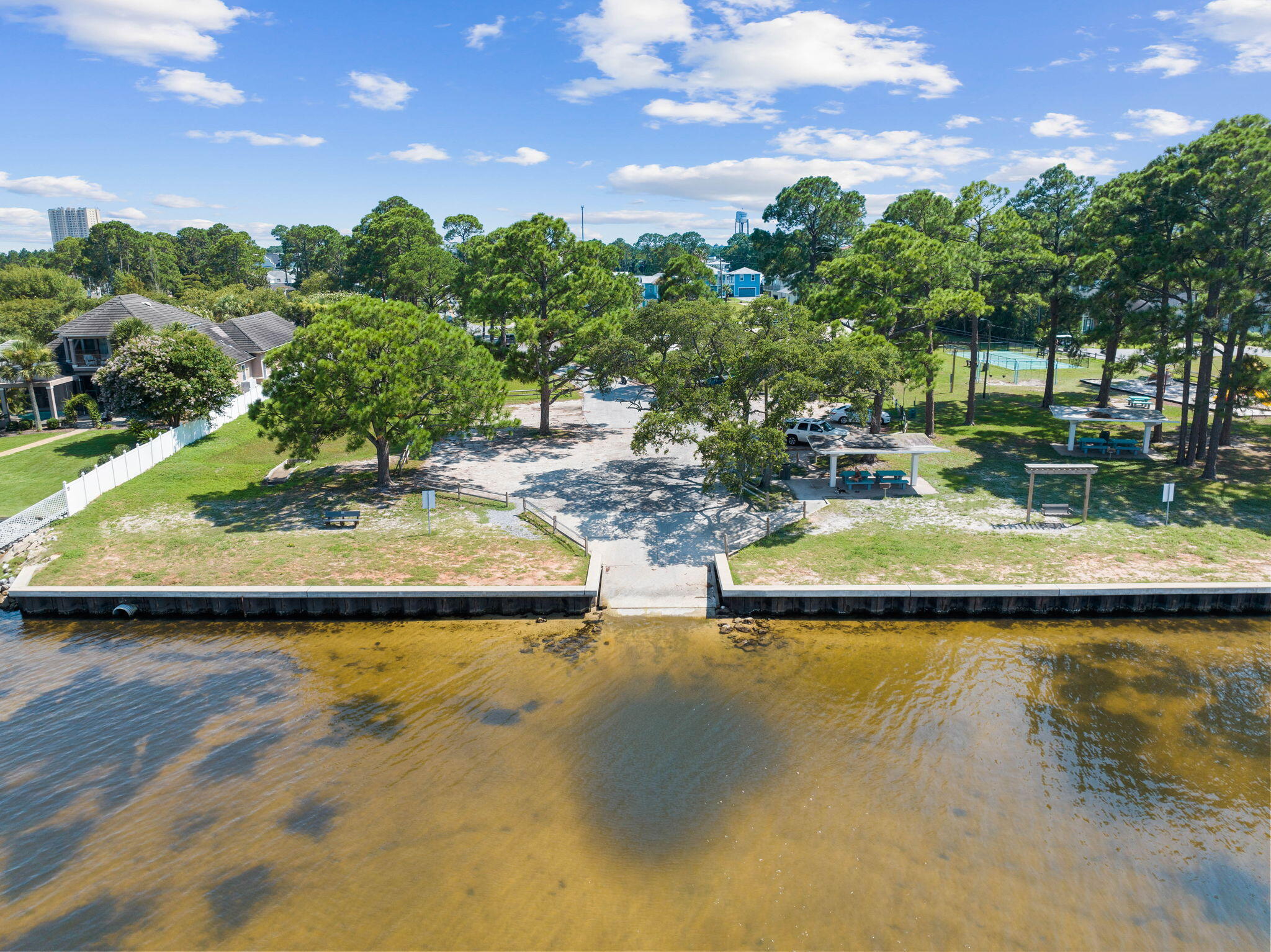 BAYWALK - Residential Lease