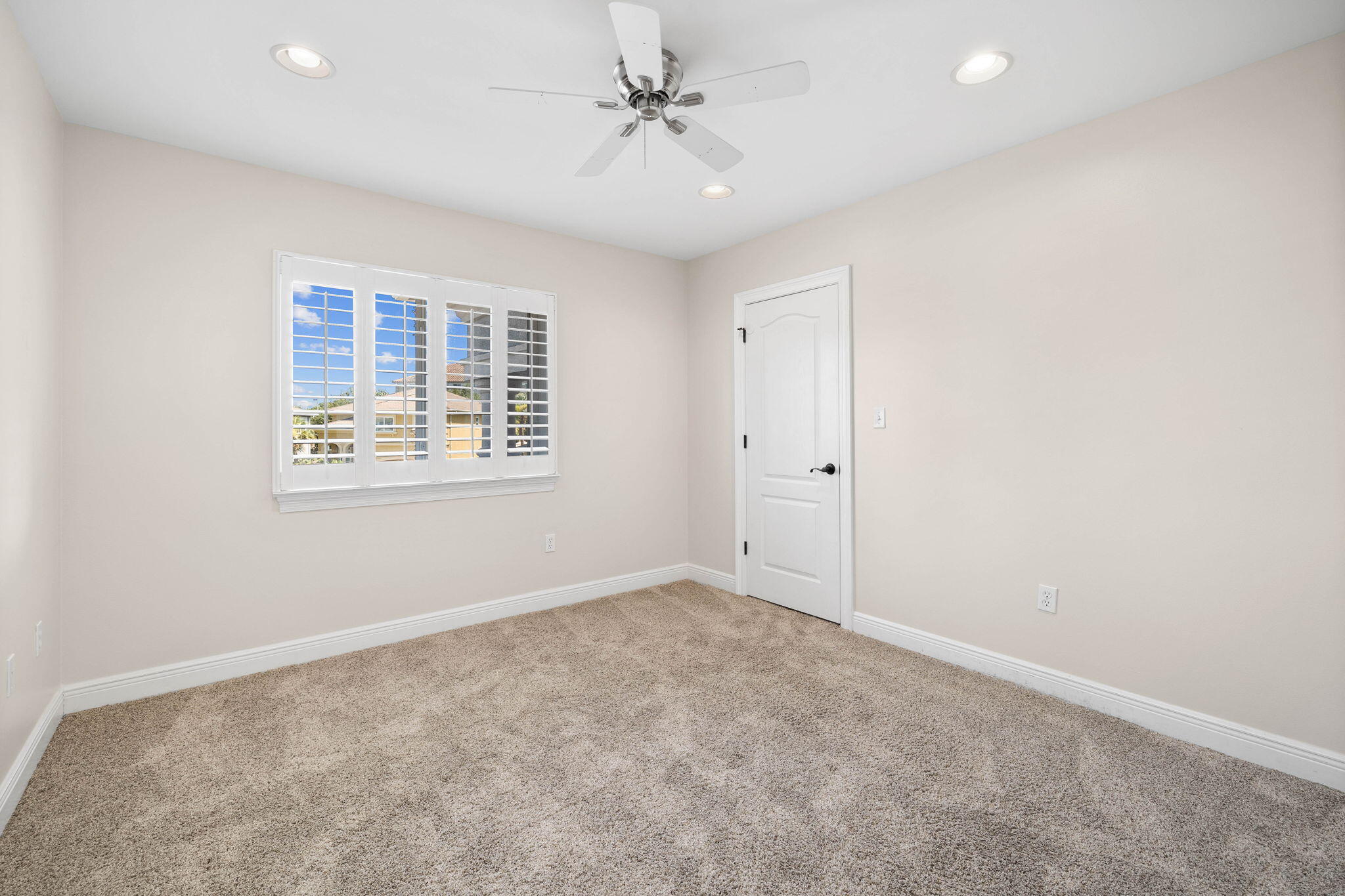 BAYWALK - Residential Lease