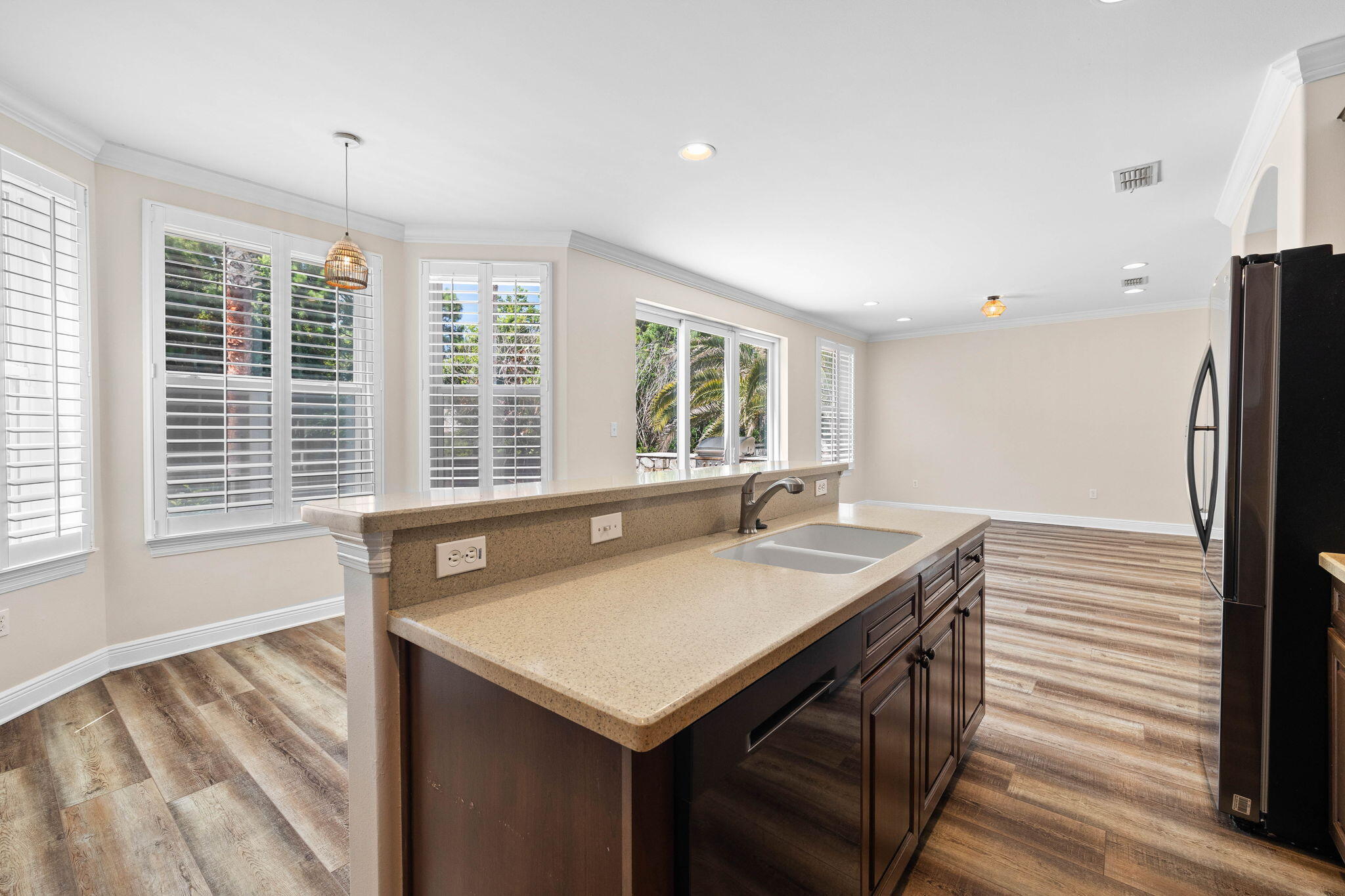 BAYWALK - Residential Lease