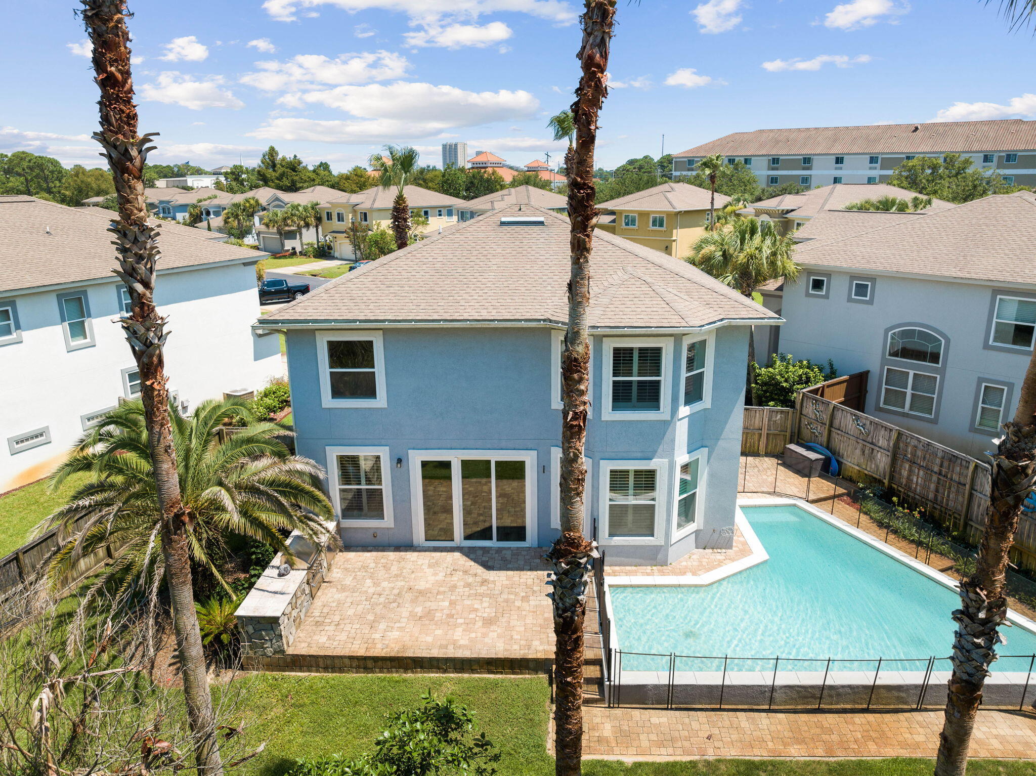 BAYWALK - Residential Lease