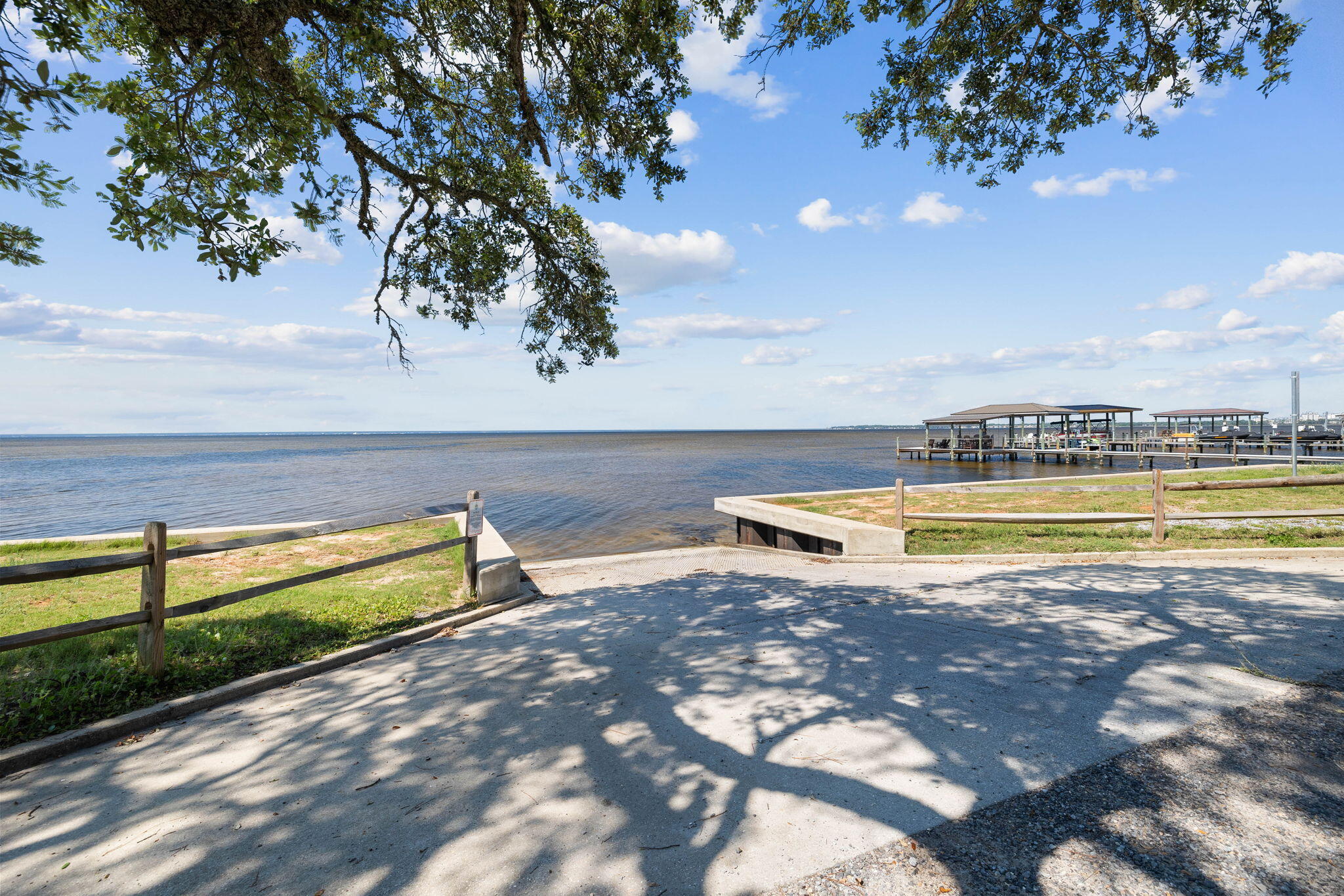 BAYWALK - Residential Lease