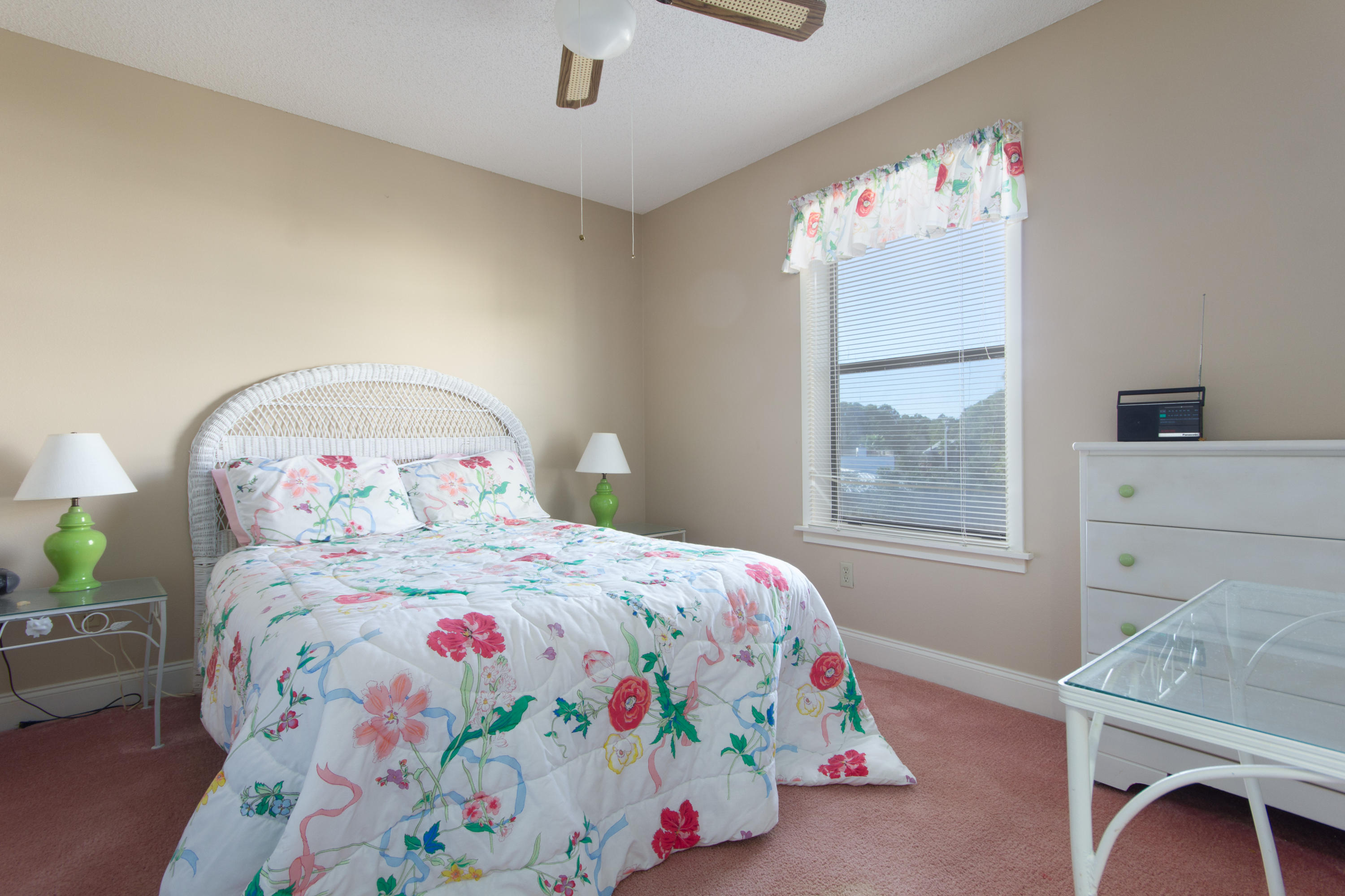 BEACHWOOD VILLAS CONDO - Residential