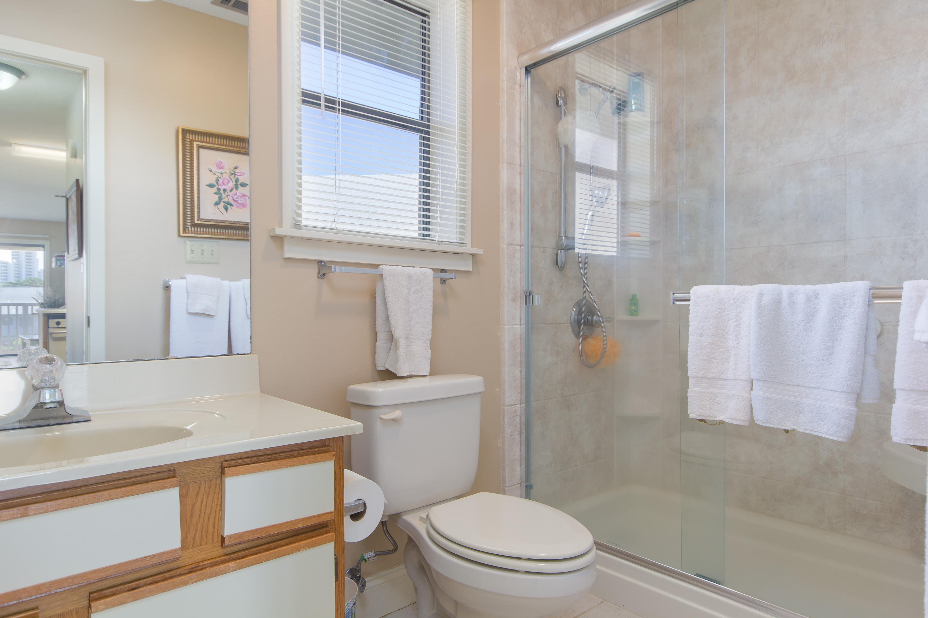 BEACHWOOD VILLAS CONDO - Residential