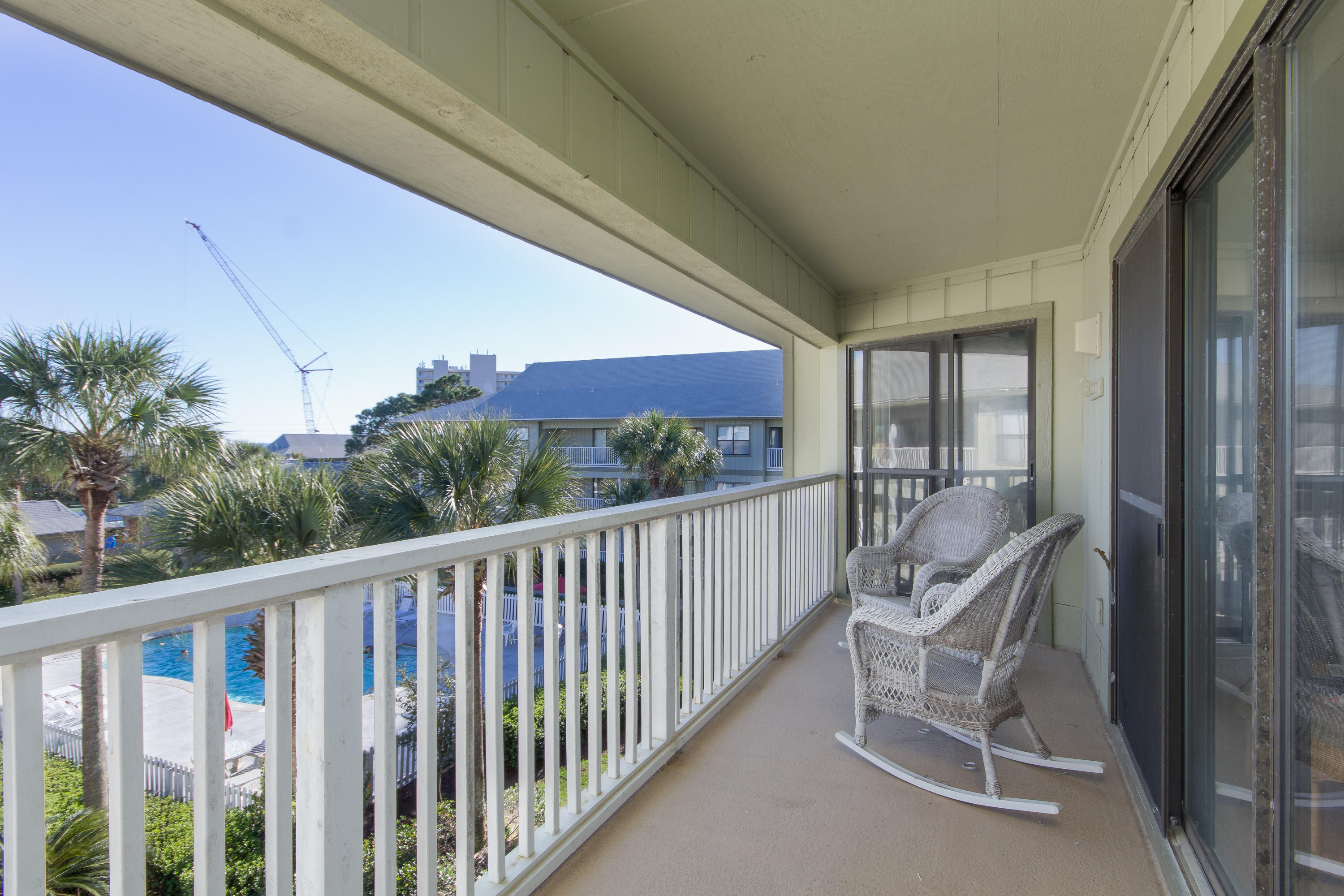 BEACHWOOD VILLAS CONDO - Residential