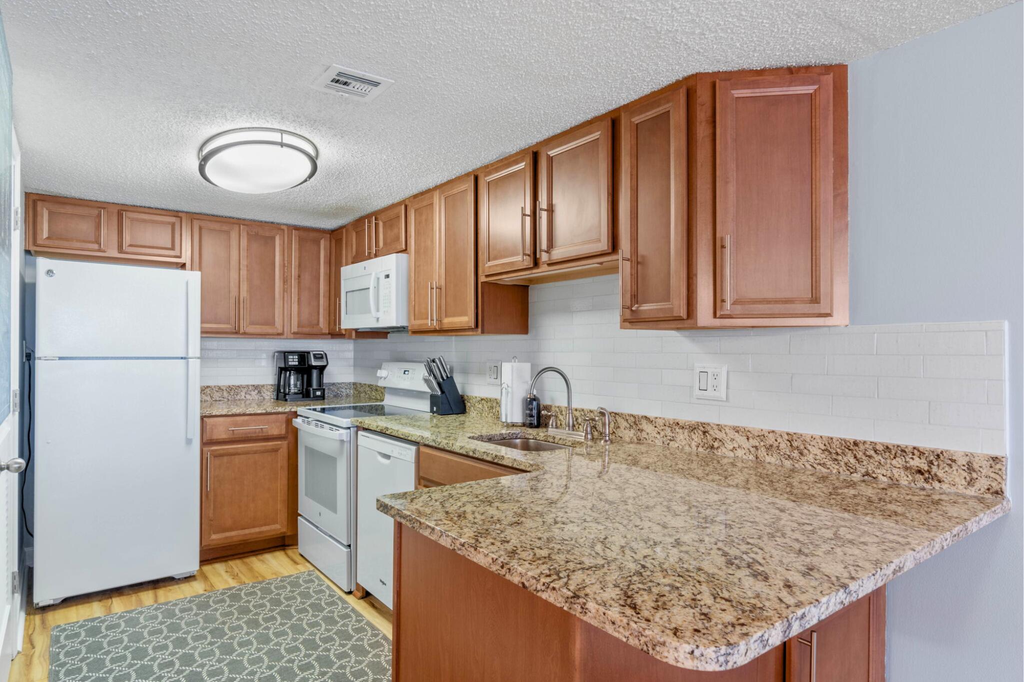 PINNACLE PORT - Residential