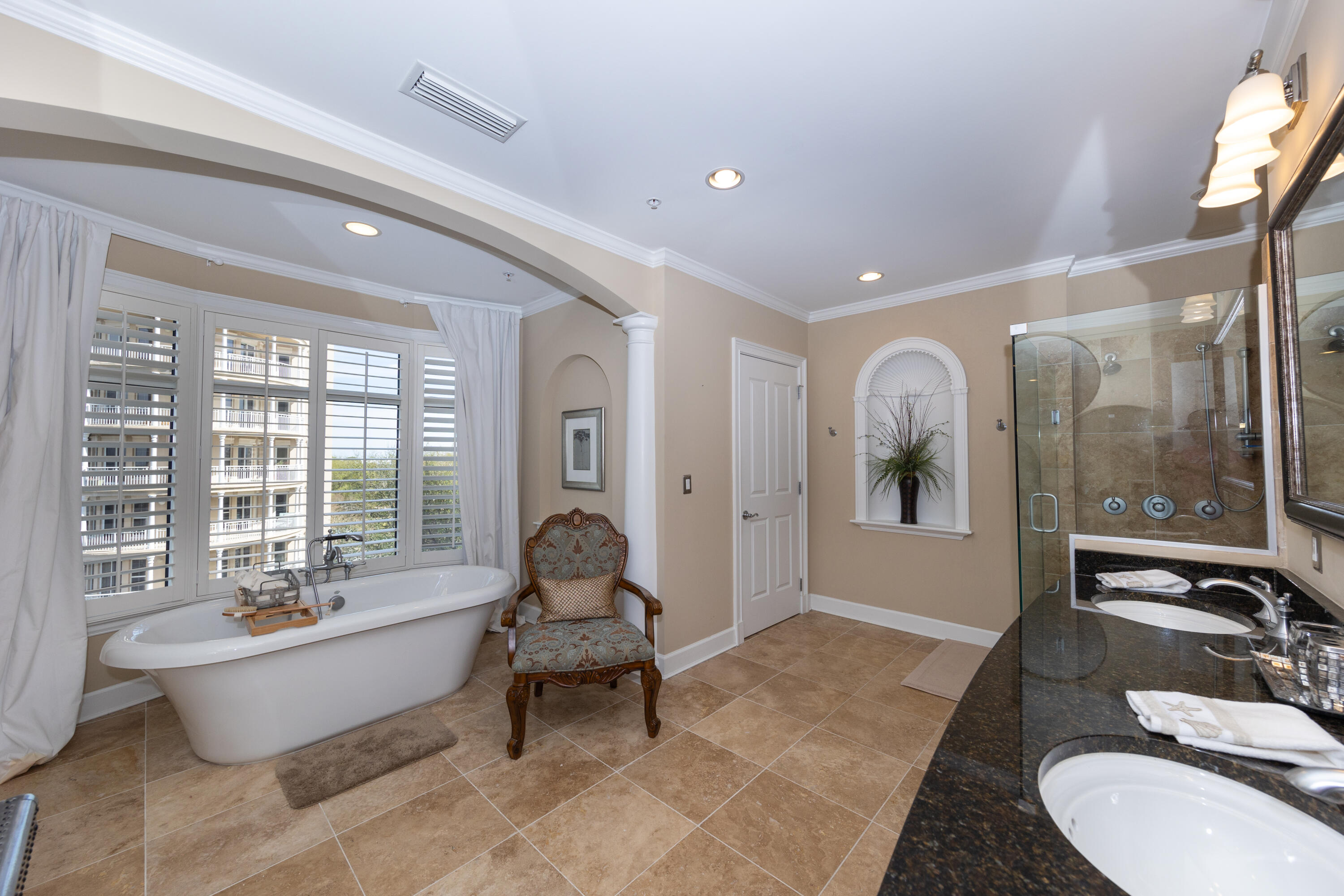 ONE WATER PLACE AT KELLY PLANTATION - Residential