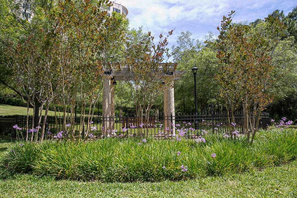 ONE WATER PLACE AT KELLY PLANTATION - Residential