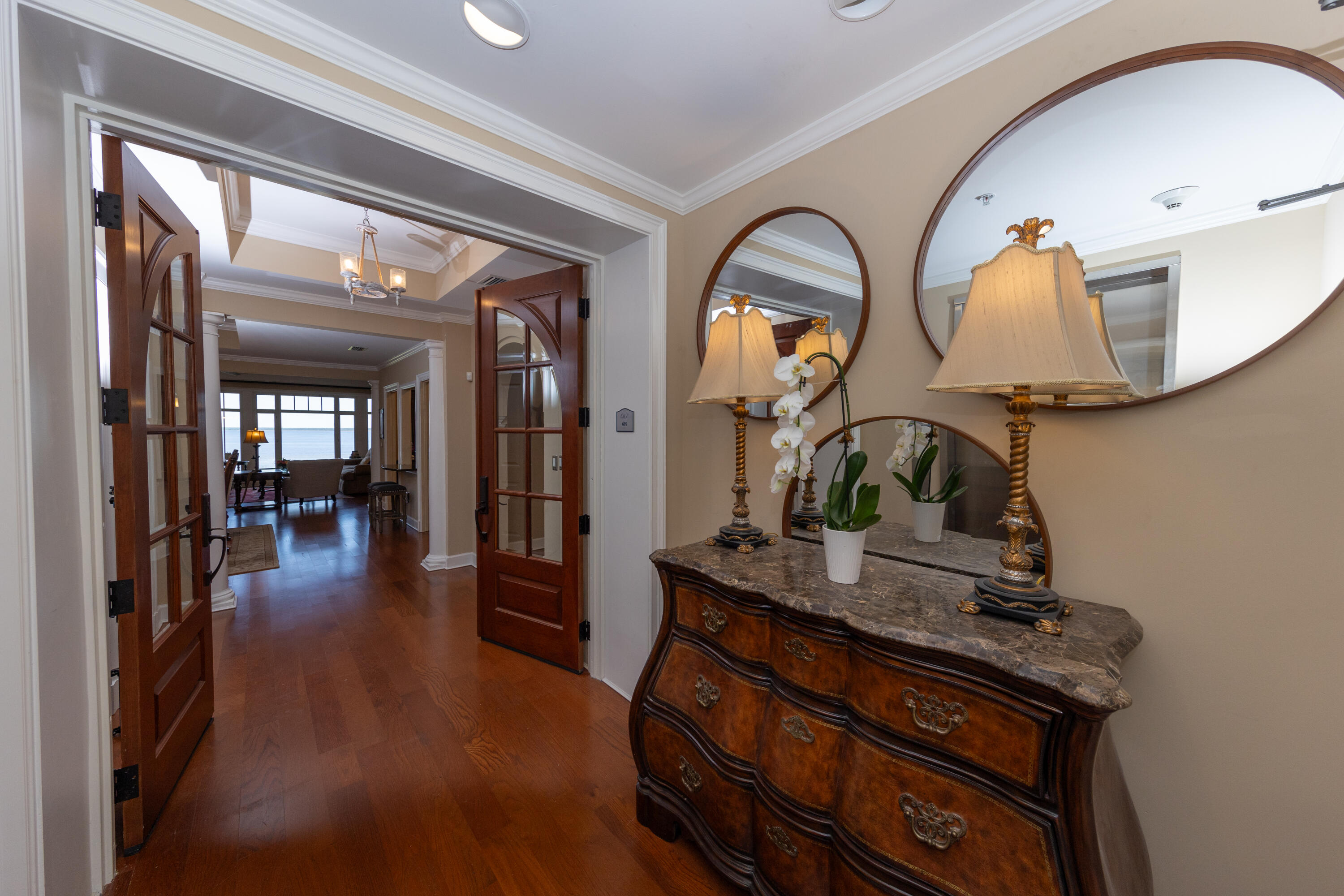 ONE WATER PLACE AT KELLY PLANTATION - Residential