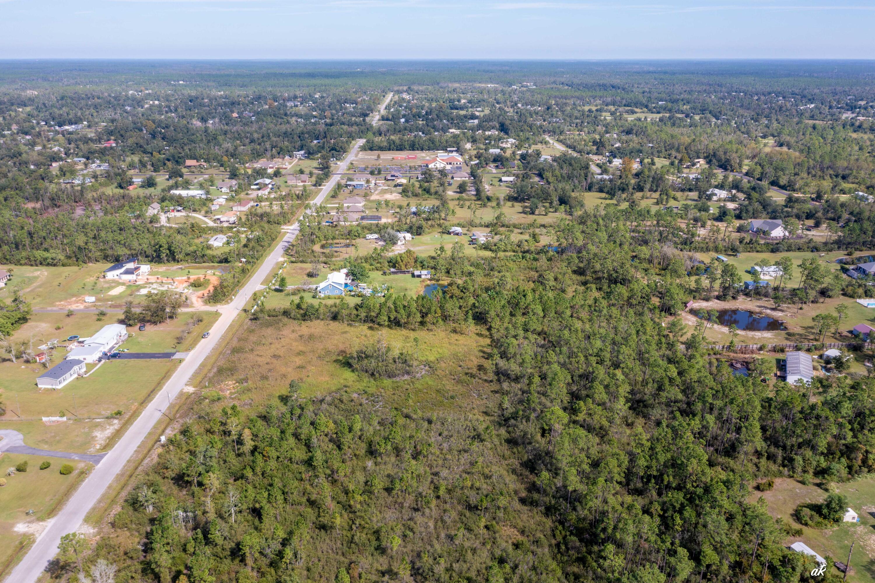NO RECORDED SUBDIVISION - Land