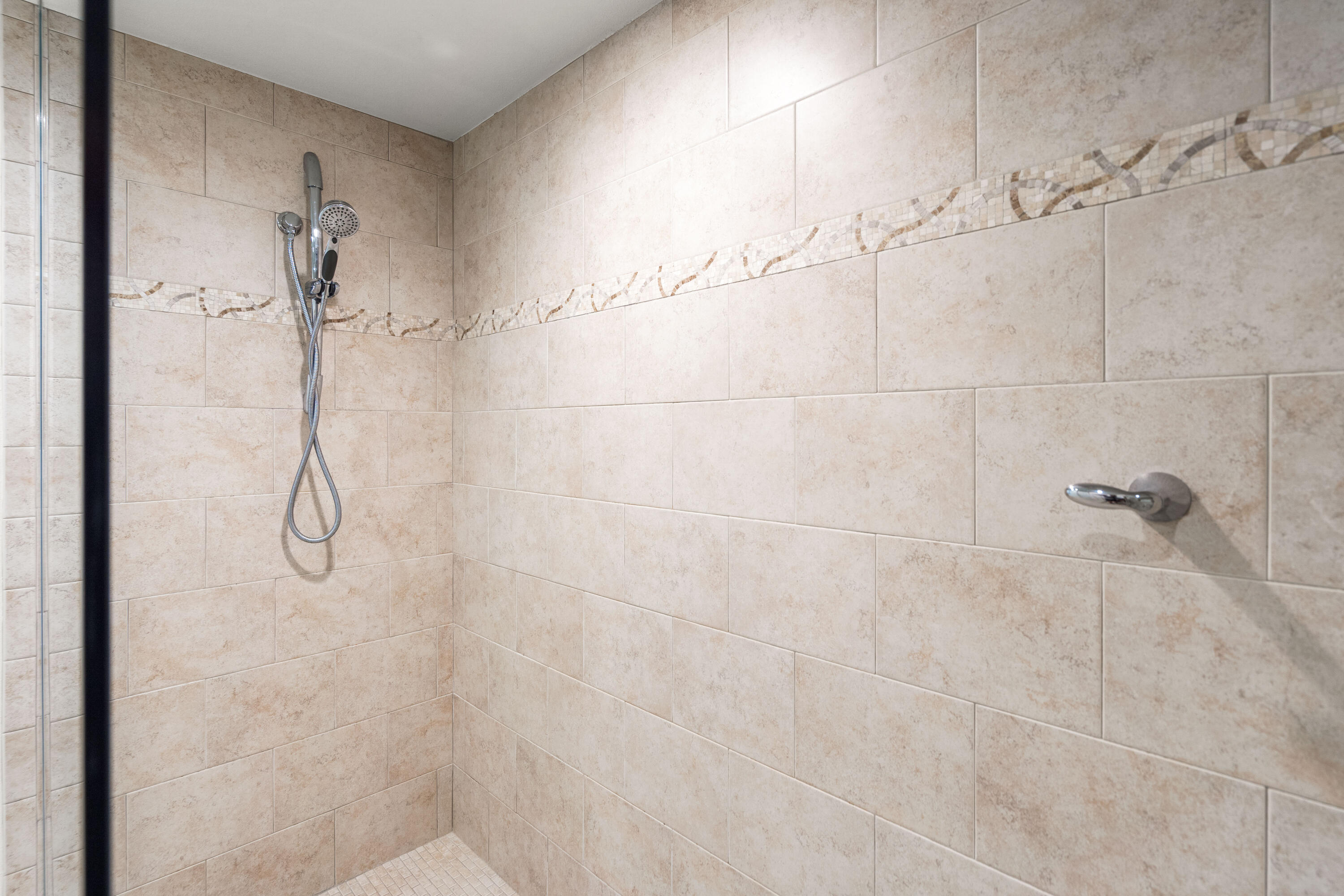 HIGH POINTE RESORT CONDO - Residential