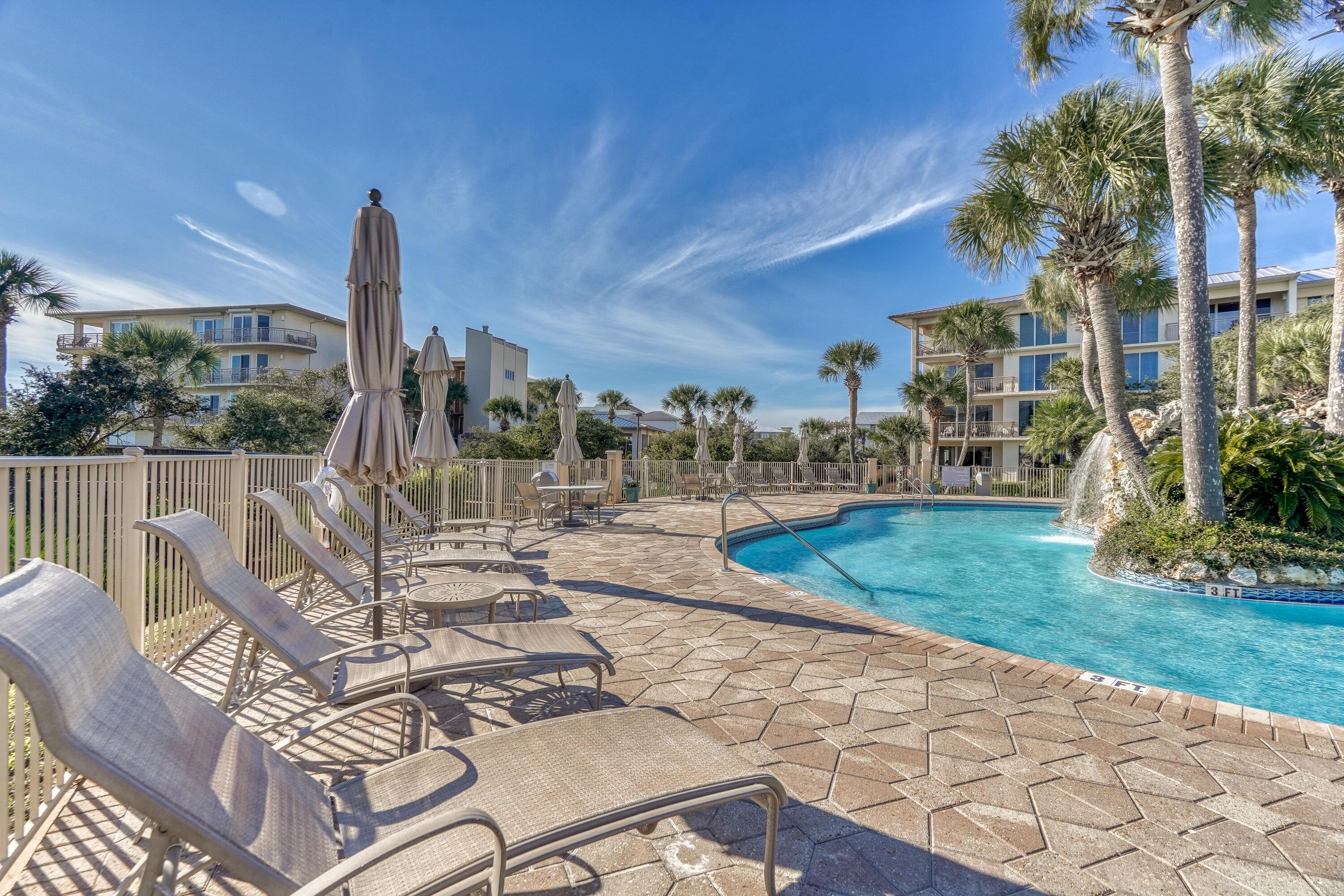 HIGH POINTE RESORT CONDO - Residential