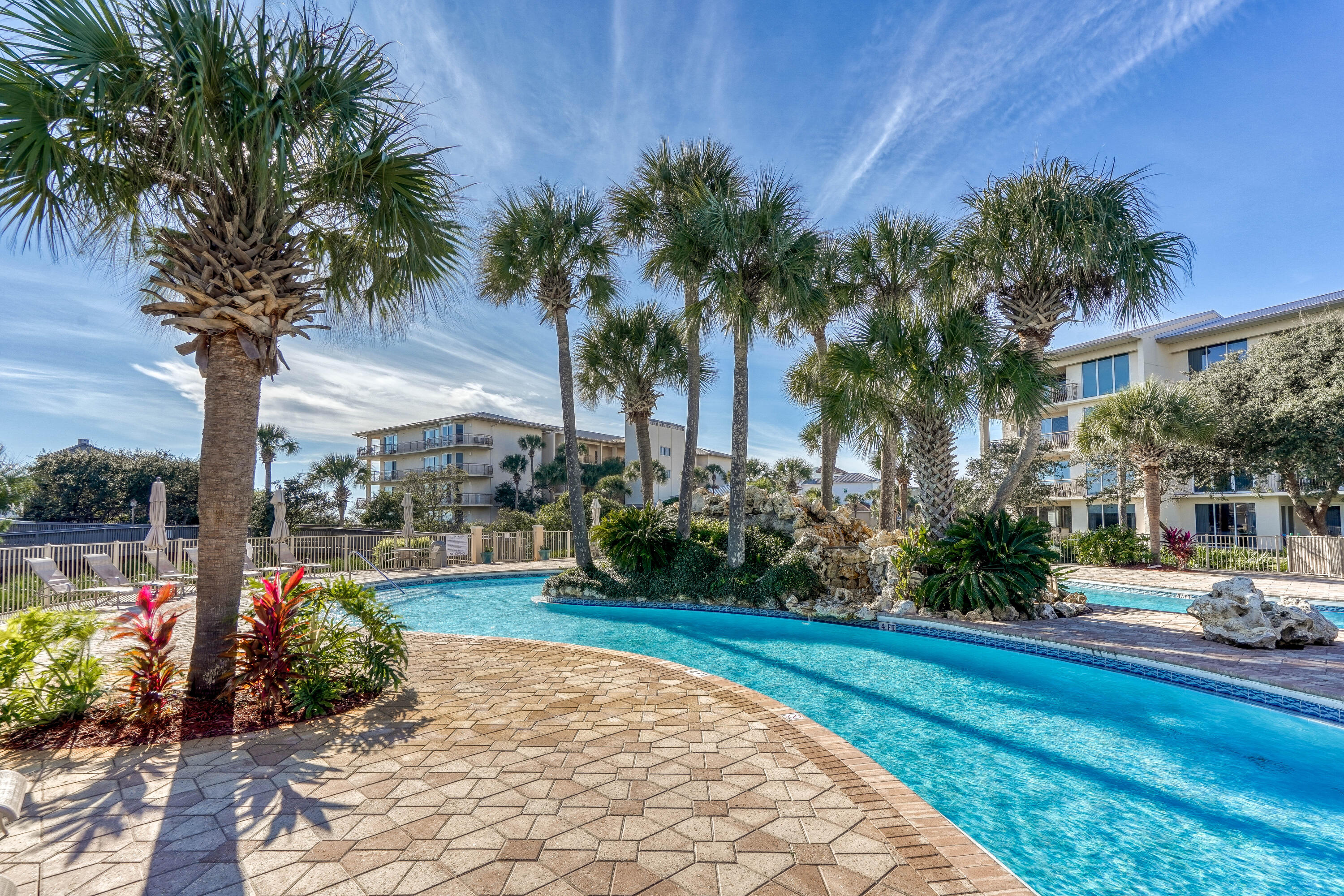 HIGH POINTE RESORT CONDO - Residential