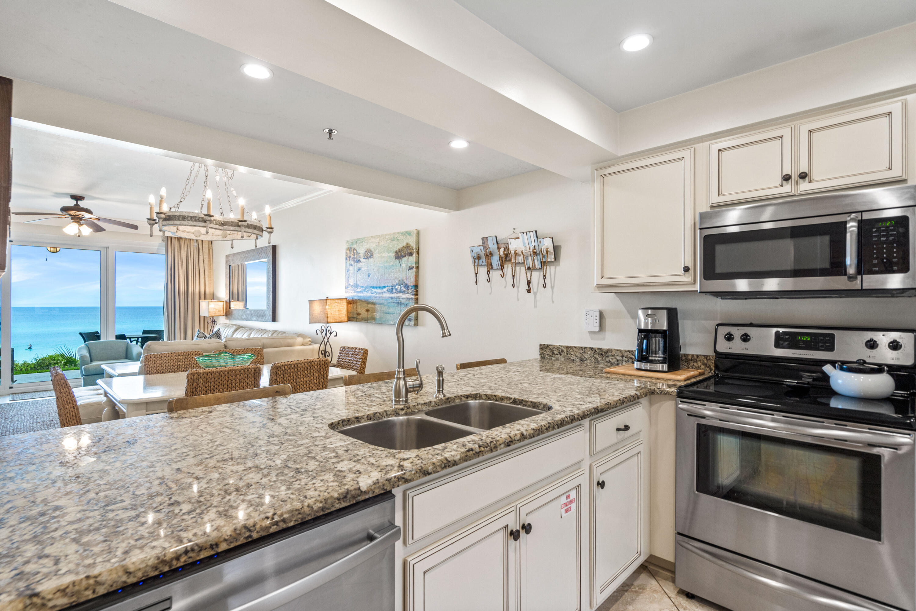 HIGH POINTE RESORT CONDO - Residential