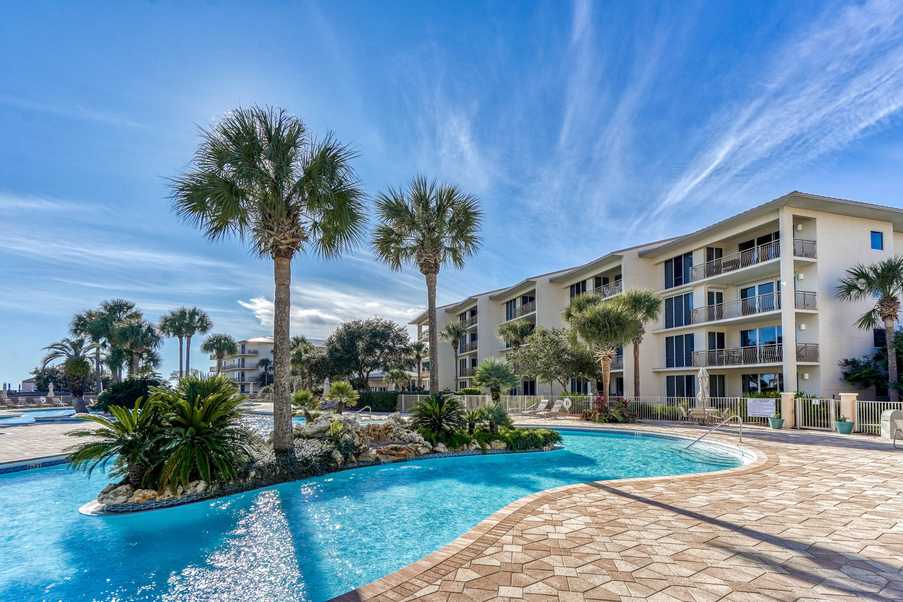 HIGH POINTE RESORT CONDO - Residential