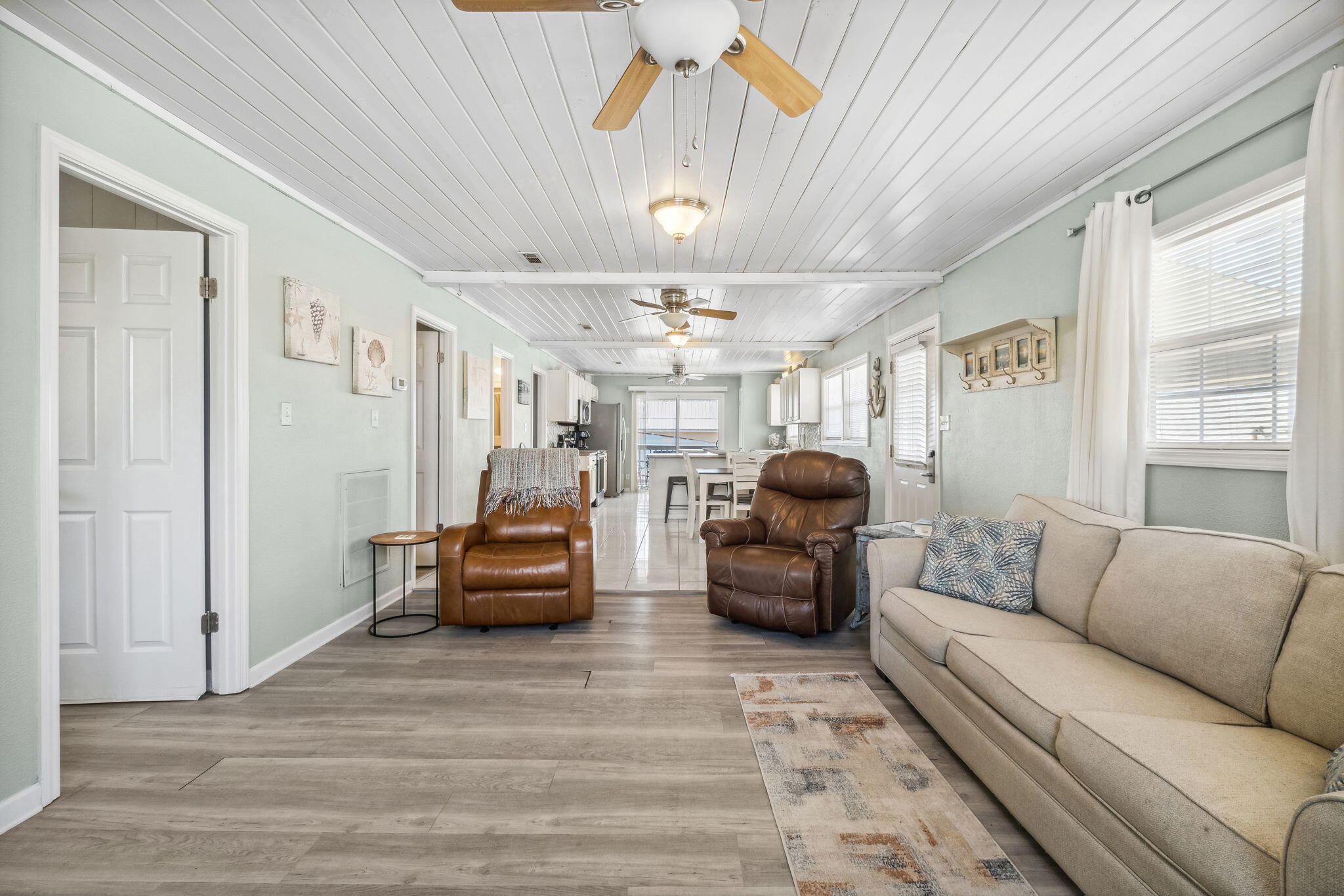 CRESCENT BEACH UNIT 1 - Residential