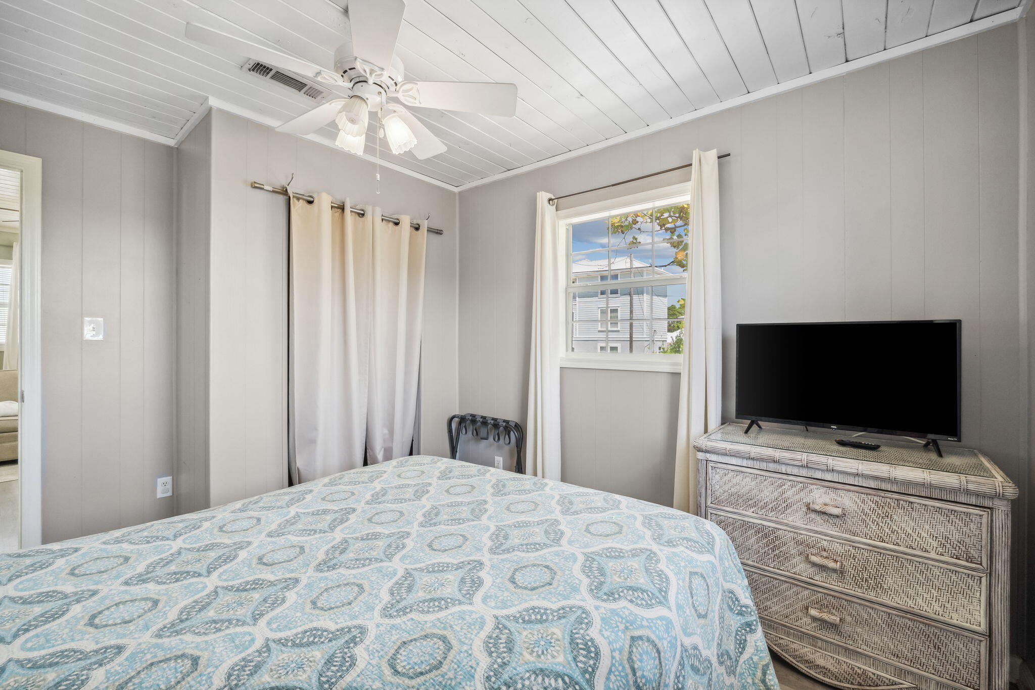 CRESCENT BEACH UNIT 1 - Residential