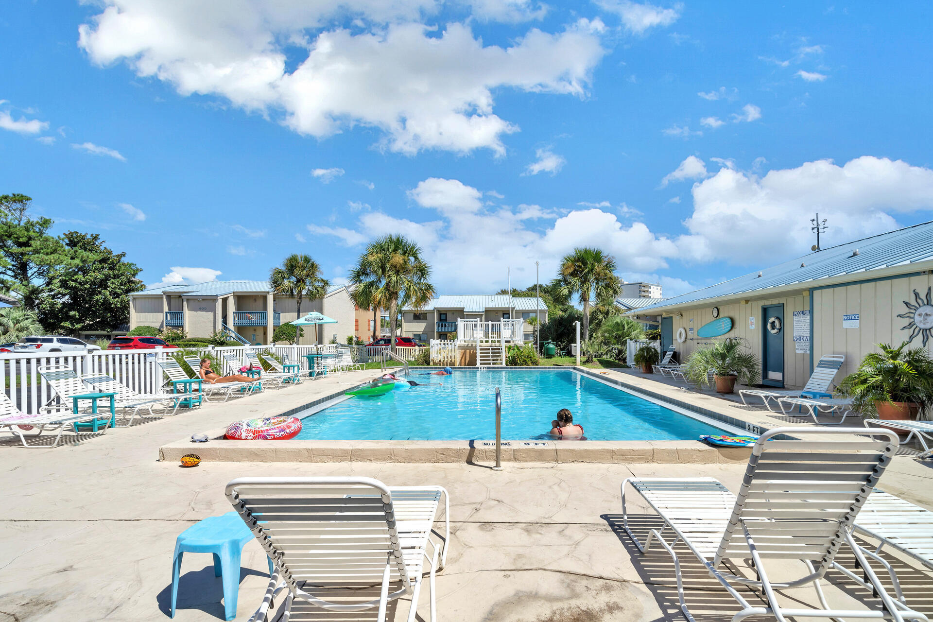 CHATEAU LA MER CONDO 2 - Residential