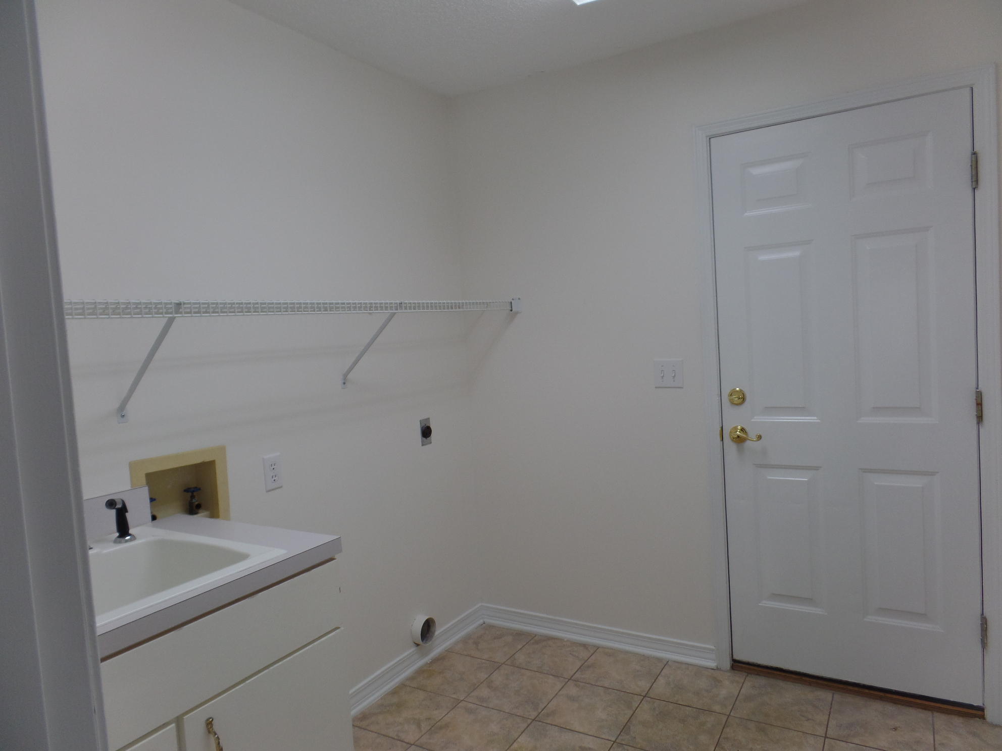 RAINTREE ESTATES - Residential
