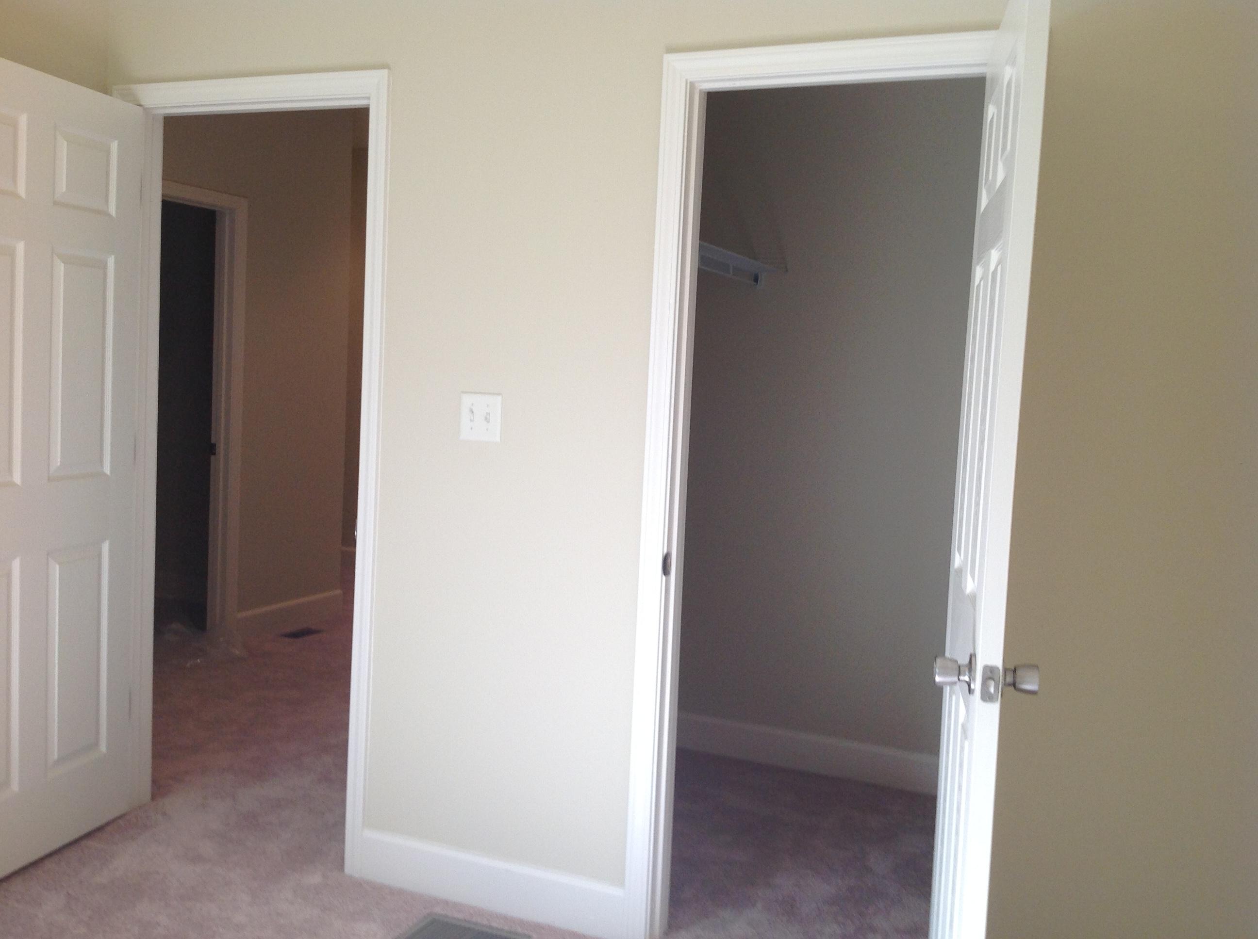 ARBOR LAKE PHASE II - Residential Lease