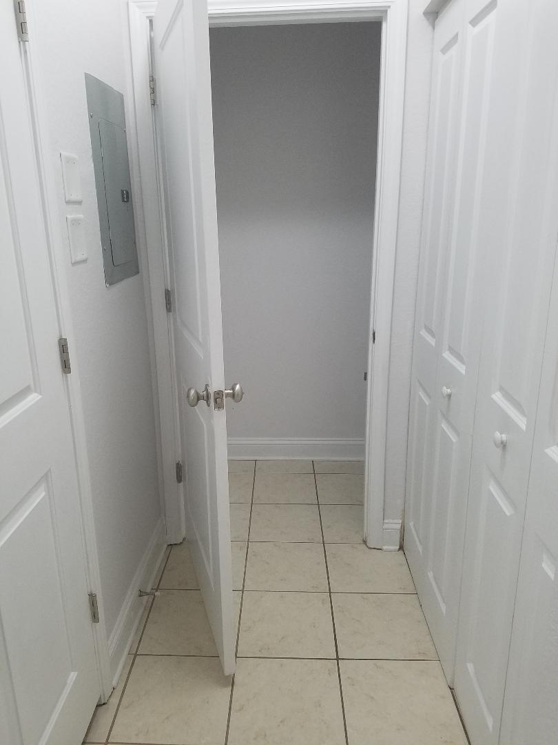 VERANDAS OF FREEPORT, THE - Residential Lease