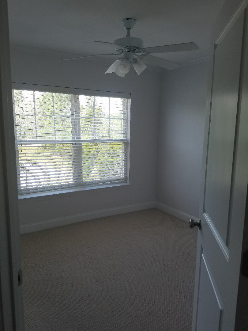 VERANDAS OF FREEPORT, THE - Residential Lease