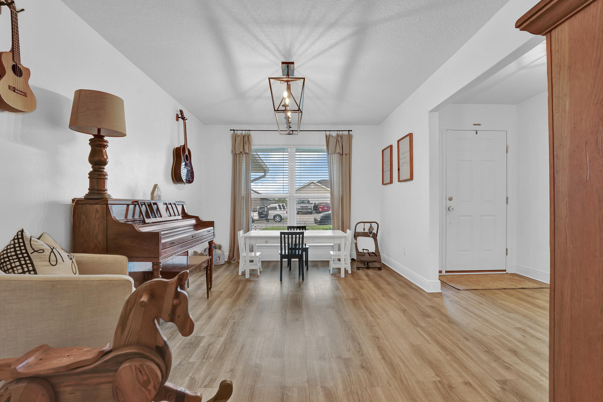 Brylington Manor - Residential