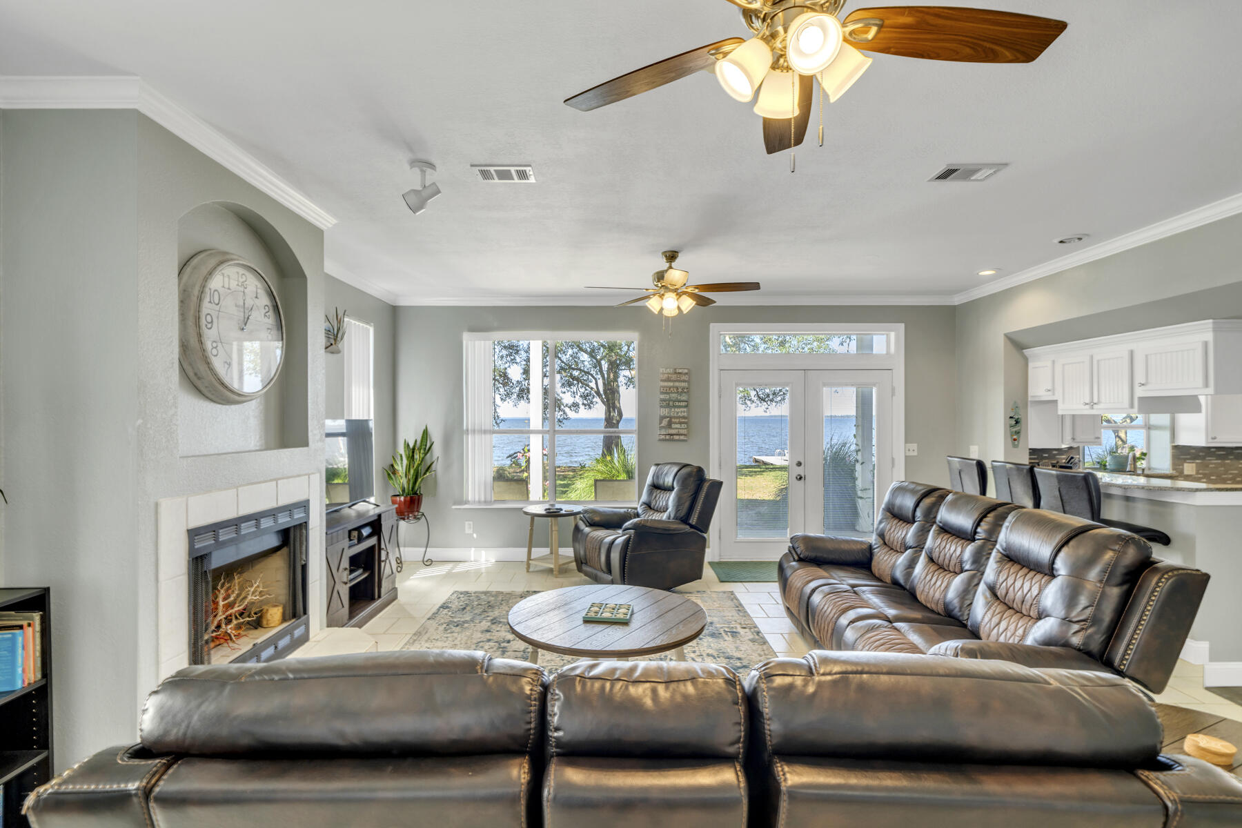 LAGNIAPPE BEACH - Residential
