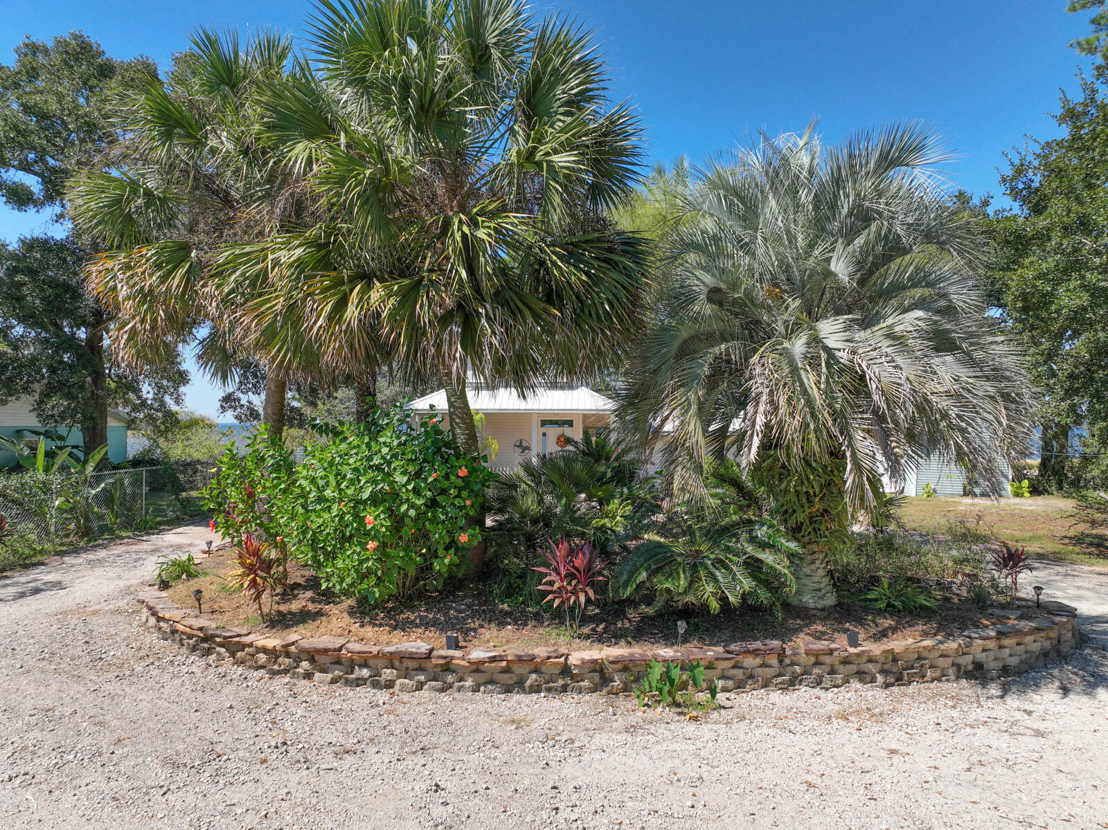 LAGNIAPPE BEACH - Residential